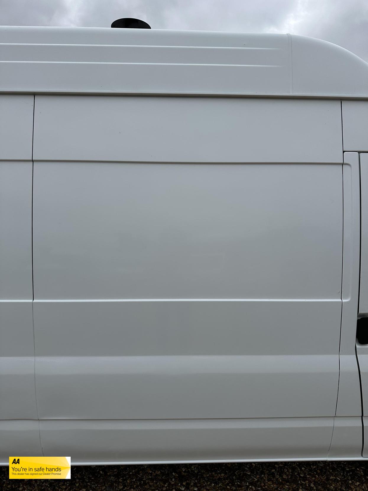 Ford Transit 2.2 TDCi 350 Panel Van 3dr Diesel Manual RWD L3 H3 (224 g/km, 98 bhp)