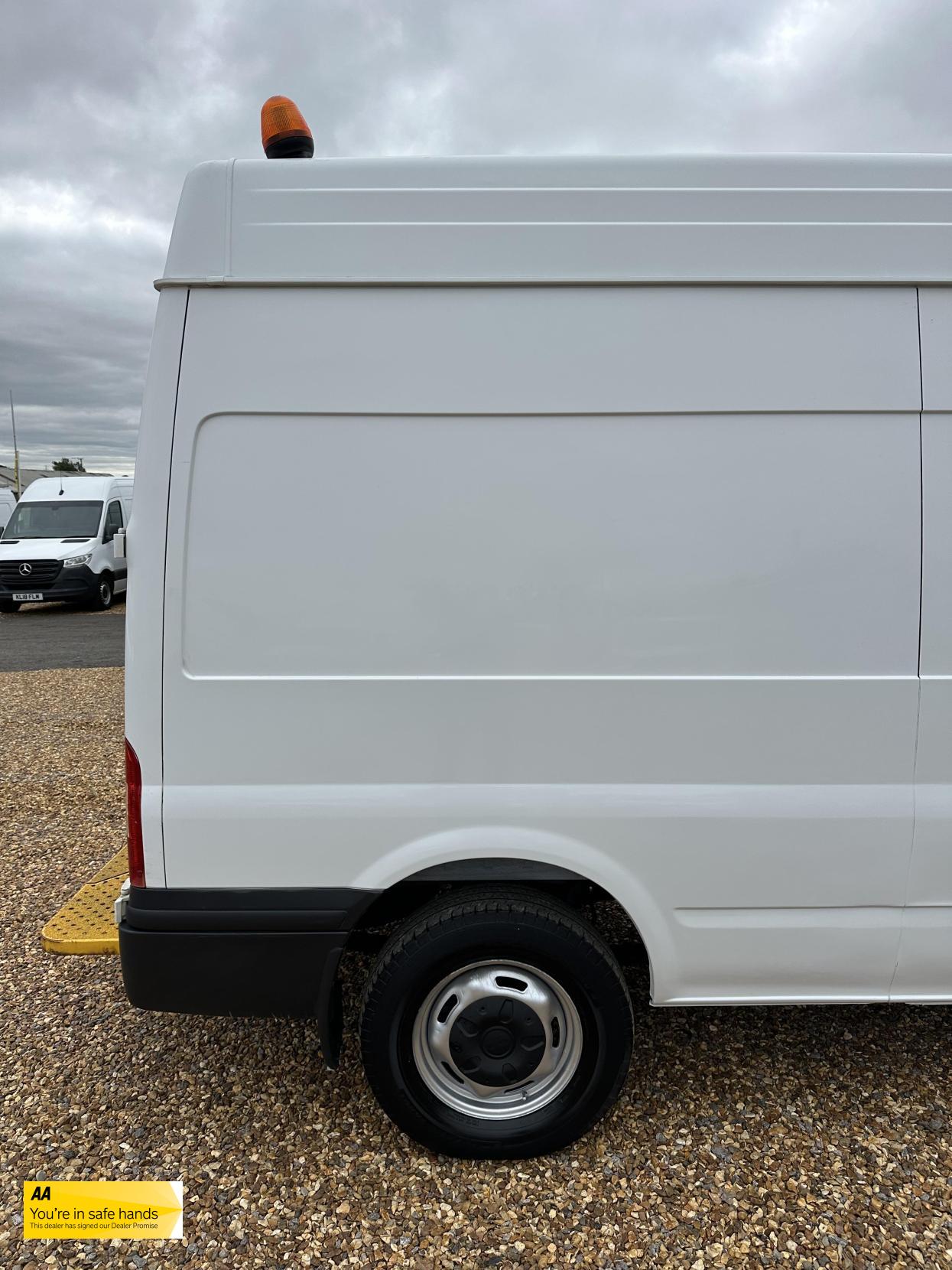 Ford Transit 2.2 TDCi 350 Panel Van 3dr Diesel Manual RWD L3 H3 (224 g/km, 98 bhp)