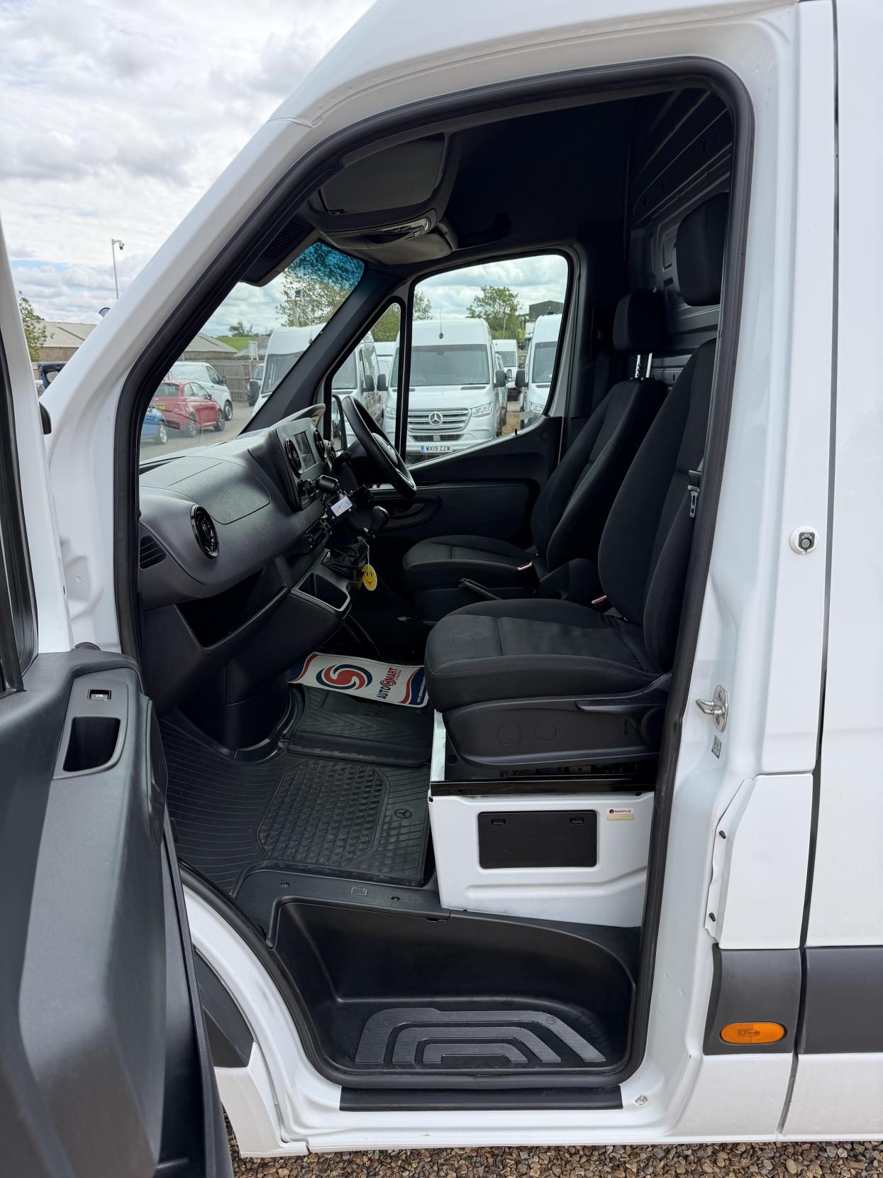 2020 Mercedes-Benz Sprinter 2.1 311 CDI Panel Van 5dr Diesel Manual RWD L3 H2 Euro 6 (114 ps) - Thumbnail 36