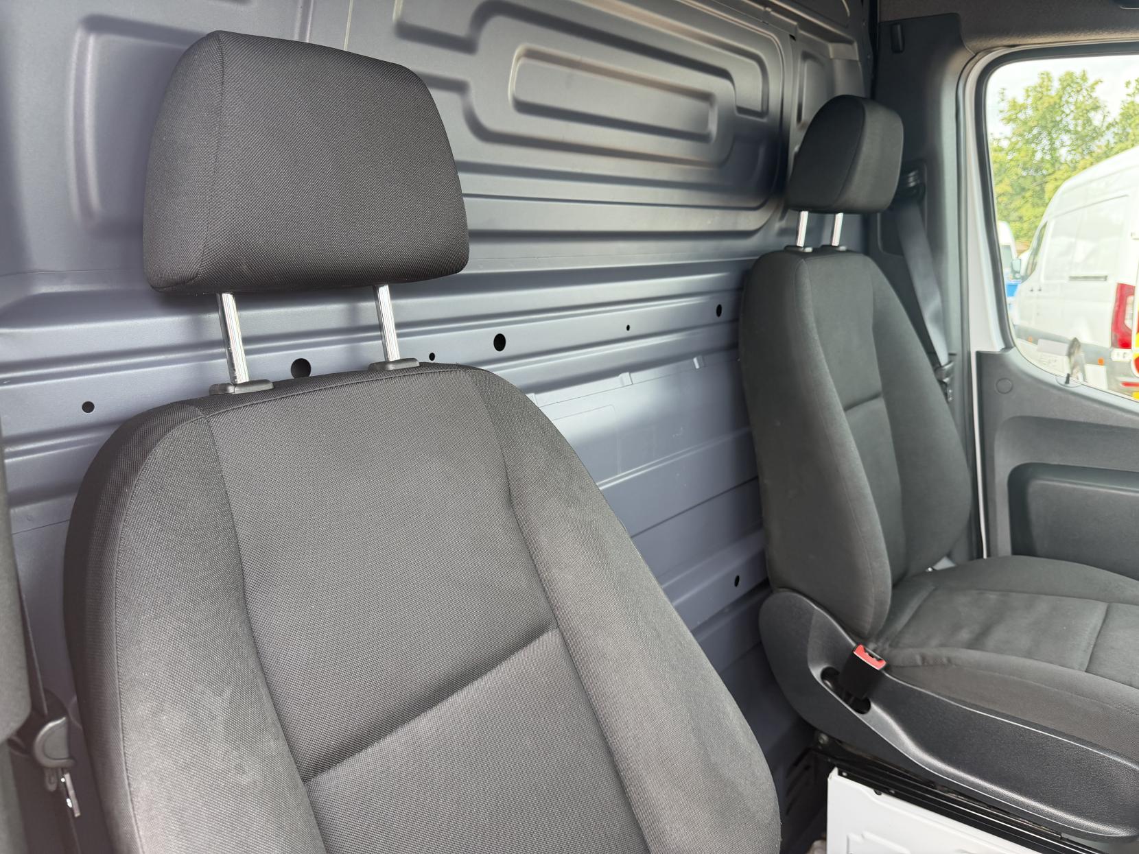 2020 Mercedes-Benz Sprinter 2.1 311 CDI Panel Van 5dr Diesel Manual RWD L3 H2 Euro 6 (114 ps) - Thumbnail 15