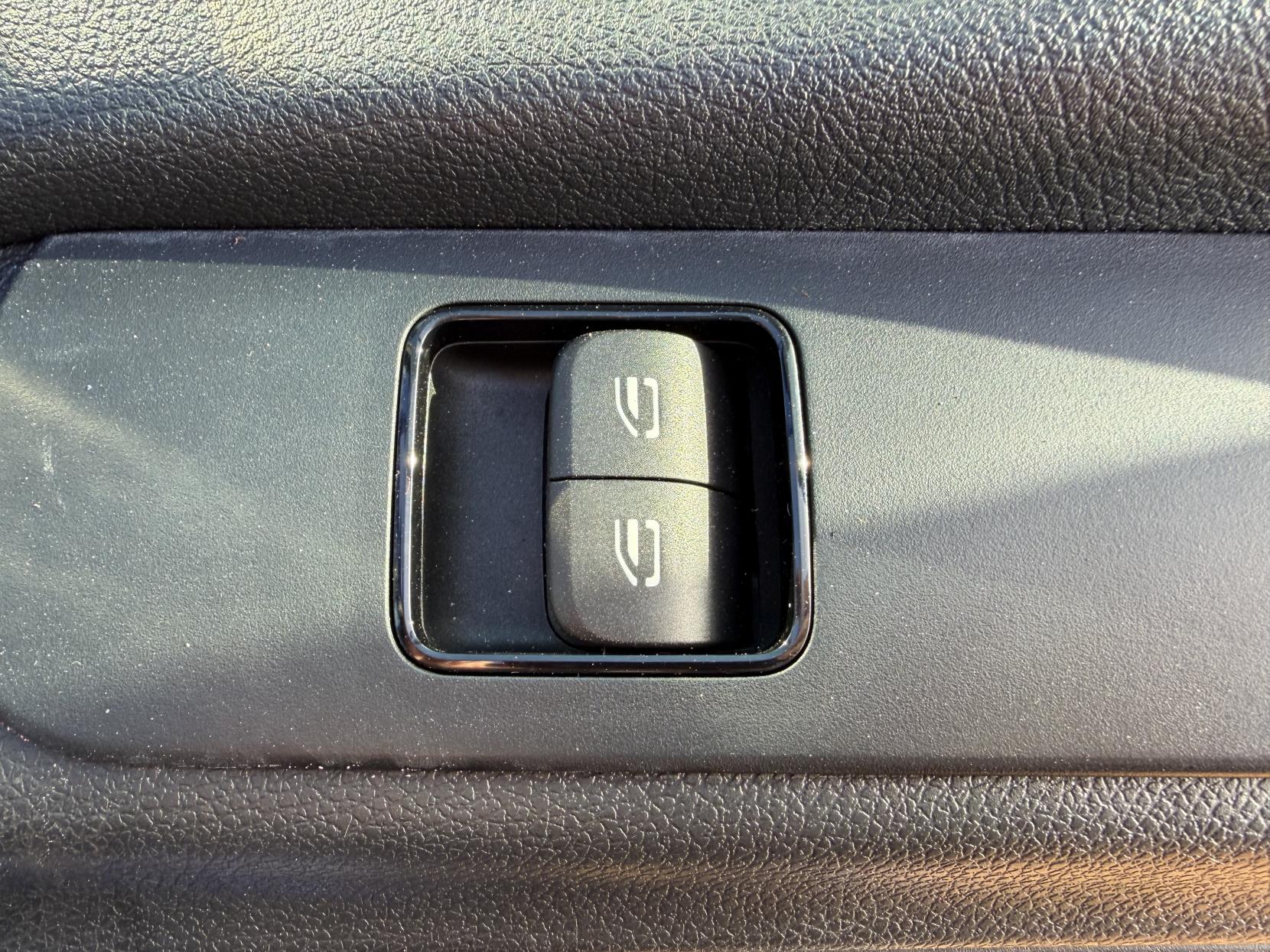 Mercedes-Benz Sprinter 2.1 314 CDI Panel Van 5dr Diesel Manual RWD L2 H2 Euro 6 (143 ps)