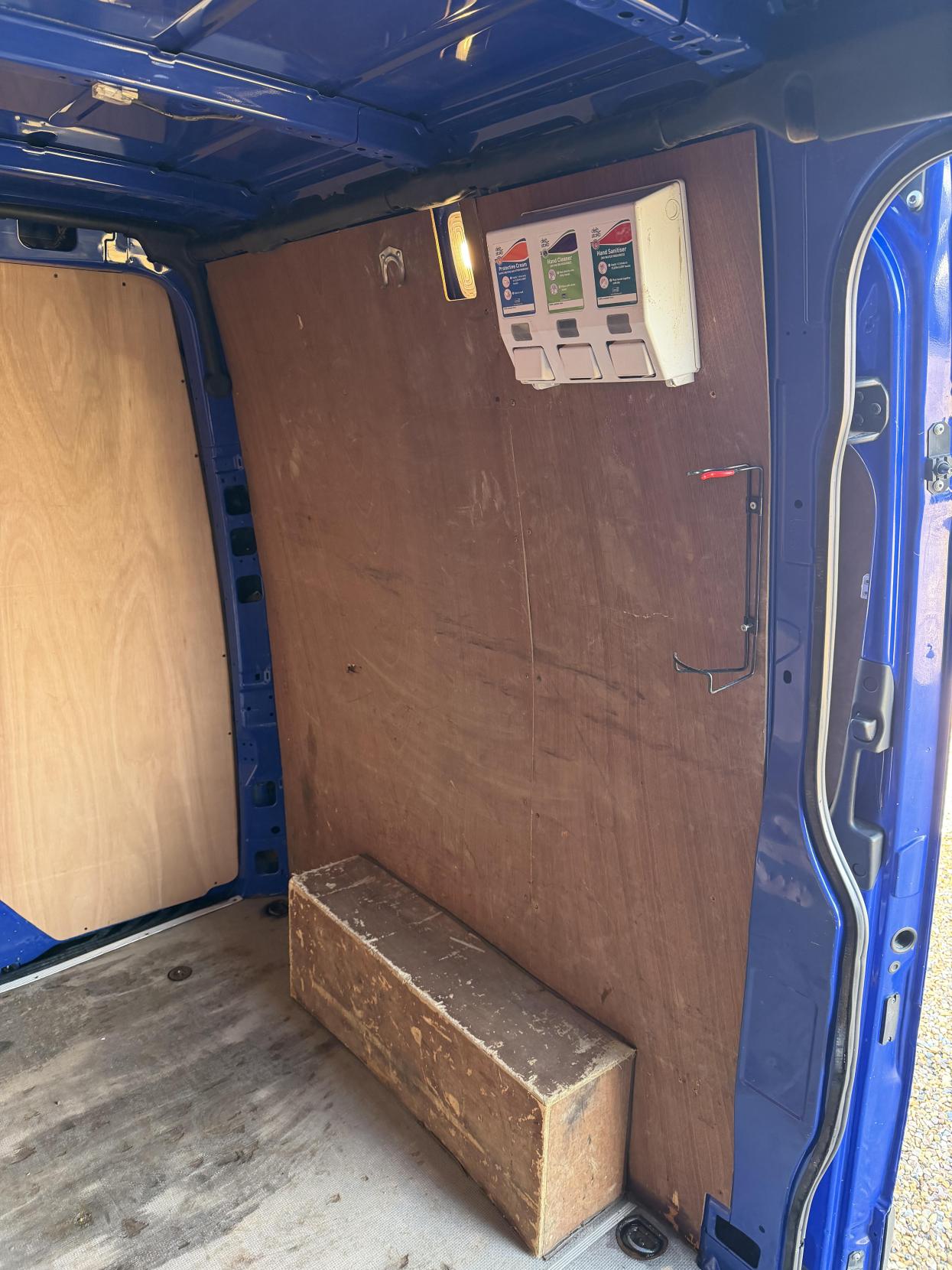 Mercedes-Benz Sprinter 2.1 314 CDI Panel Van 5dr Diesel Manual RWD L2 H2 Euro 6 (143 ps)