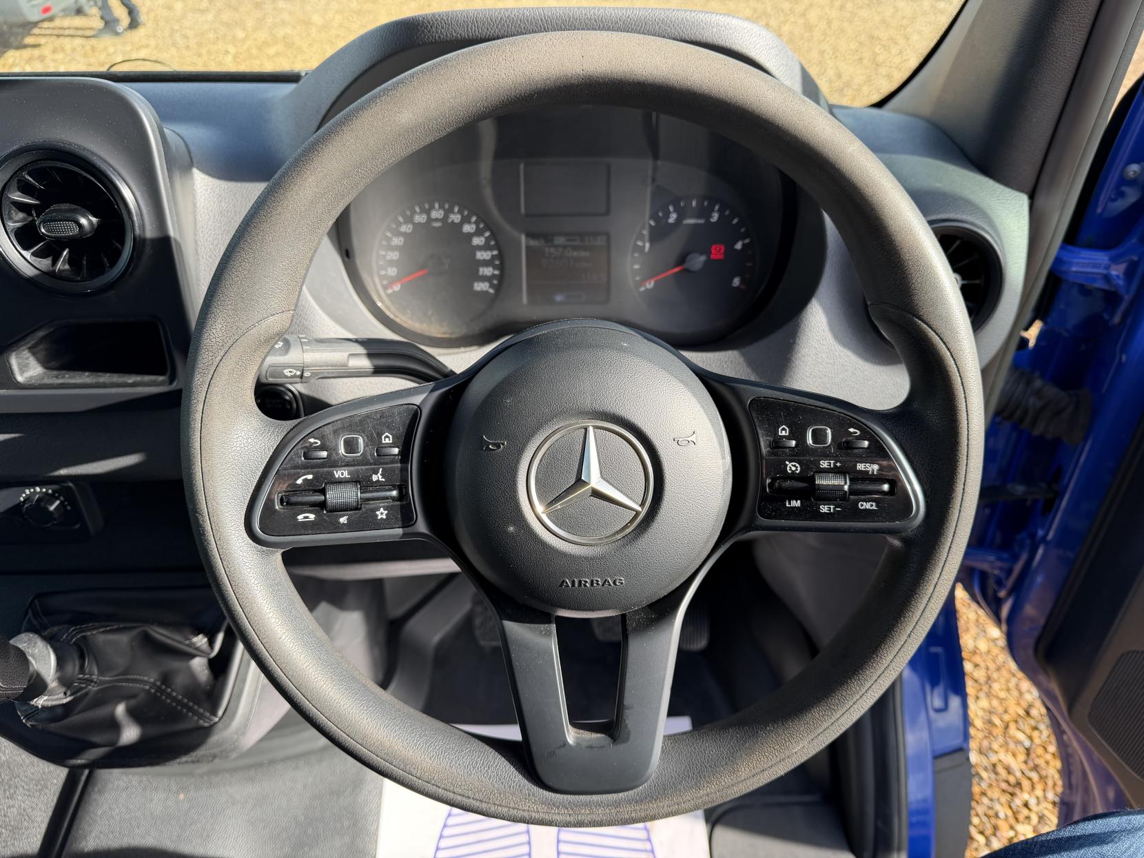 Mercedes-Benz Sprinter 2.1 314 CDI Panel Van 5dr Diesel Manual RWD L2 H2 Euro 6 (143 ps)