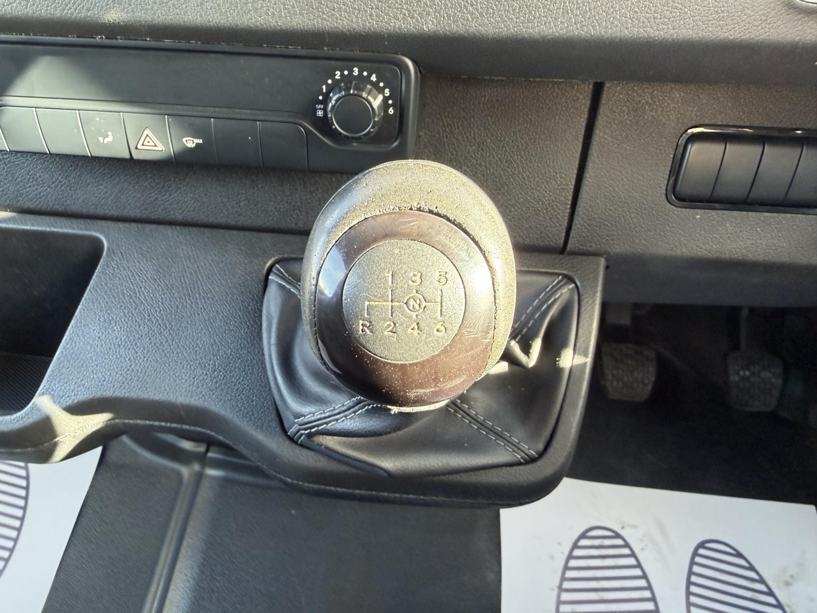 Mercedes-Benz Sprinter 2.1 314 CDI Panel Van 5dr Diesel Manual RWD L2 H2 Euro 6 (143 ps)