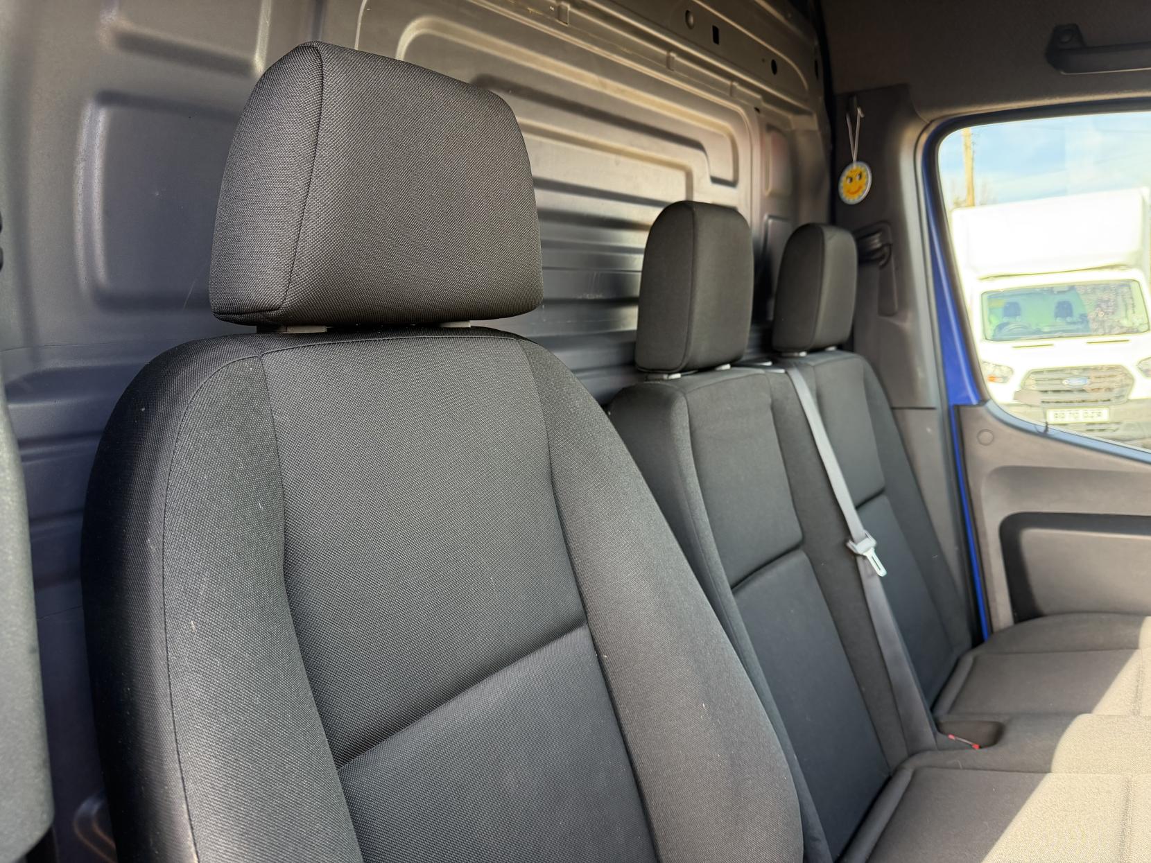 Mercedes-Benz Sprinter 2.1 314 CDI Panel Van 5dr Diesel Manual RWD L2 H2 Euro 6 (143 ps)