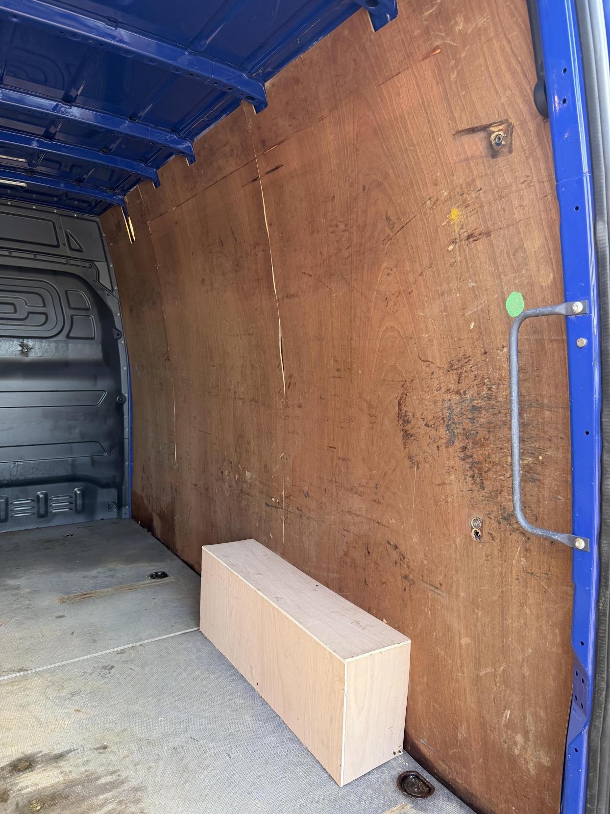 Mercedes-Benz Sprinter 2.1 314 CDI Panel Van 5dr Diesel Manual RWD L2 H2 Euro 6 (143 ps)