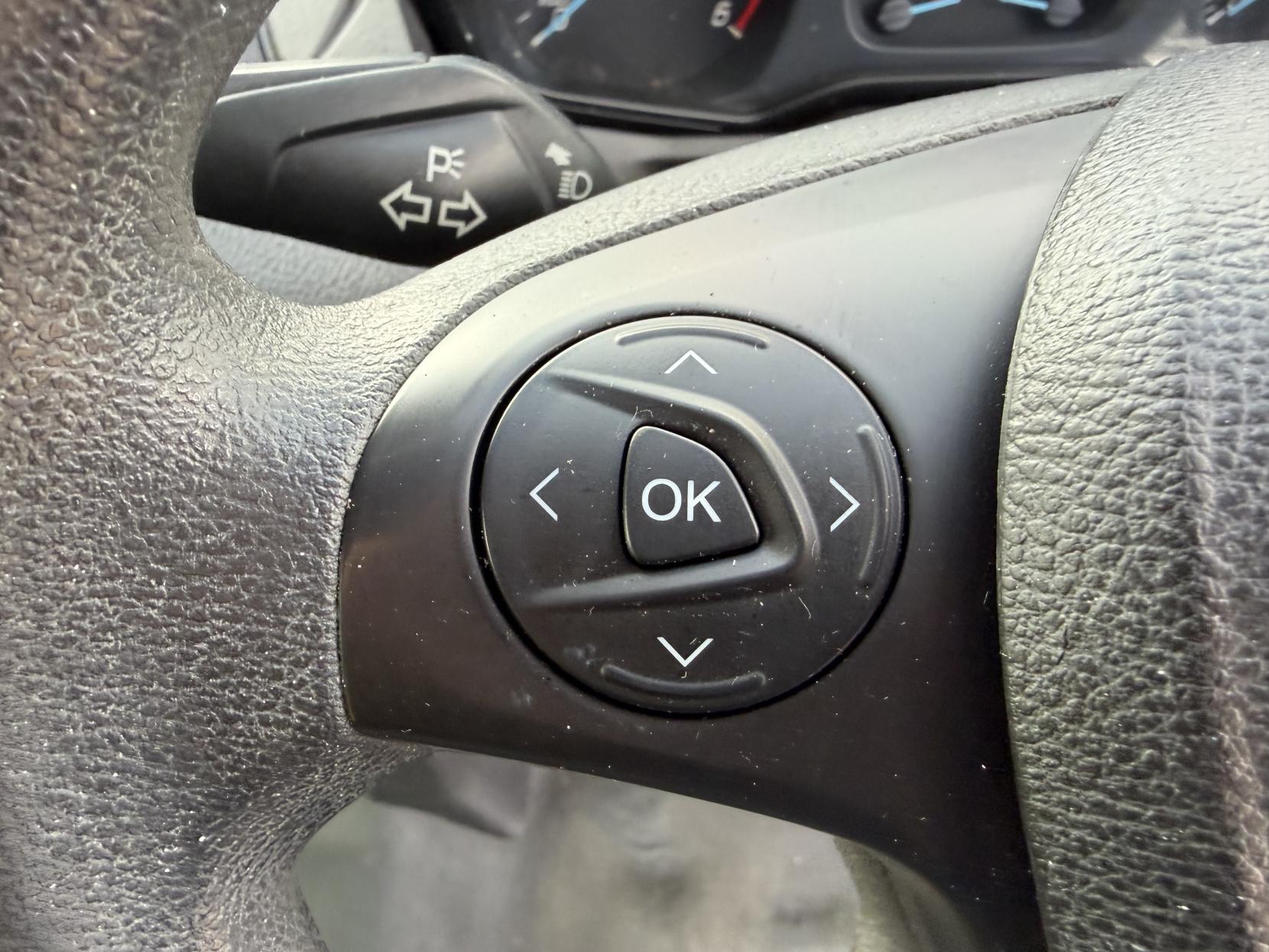 Ford Transit Custom 2.2 TDCi 290 Panel Van 5dr Diesel Manual L1 H1 (186 g/km, 98 bhp)