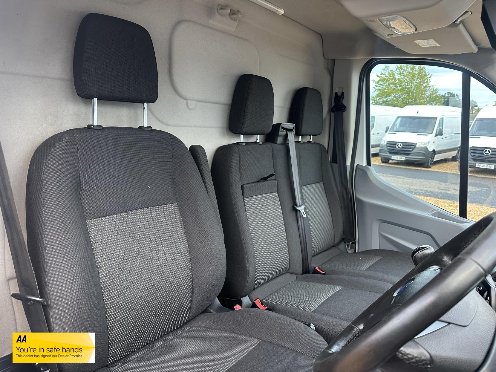 Ford Transit 2.0 350 EcoBlue Panel Van 5dr Diesel Manual RWD L2 H3 Euro 6 (130 ps)