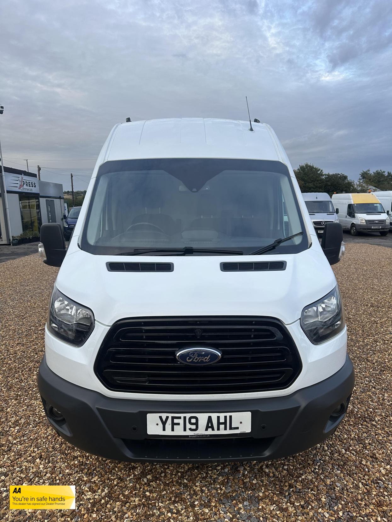 Ford Transit 2.0 350 EcoBlue Panel Van 5dr Diesel Manual RWD L2 H3 Euro 6 (130 ps)