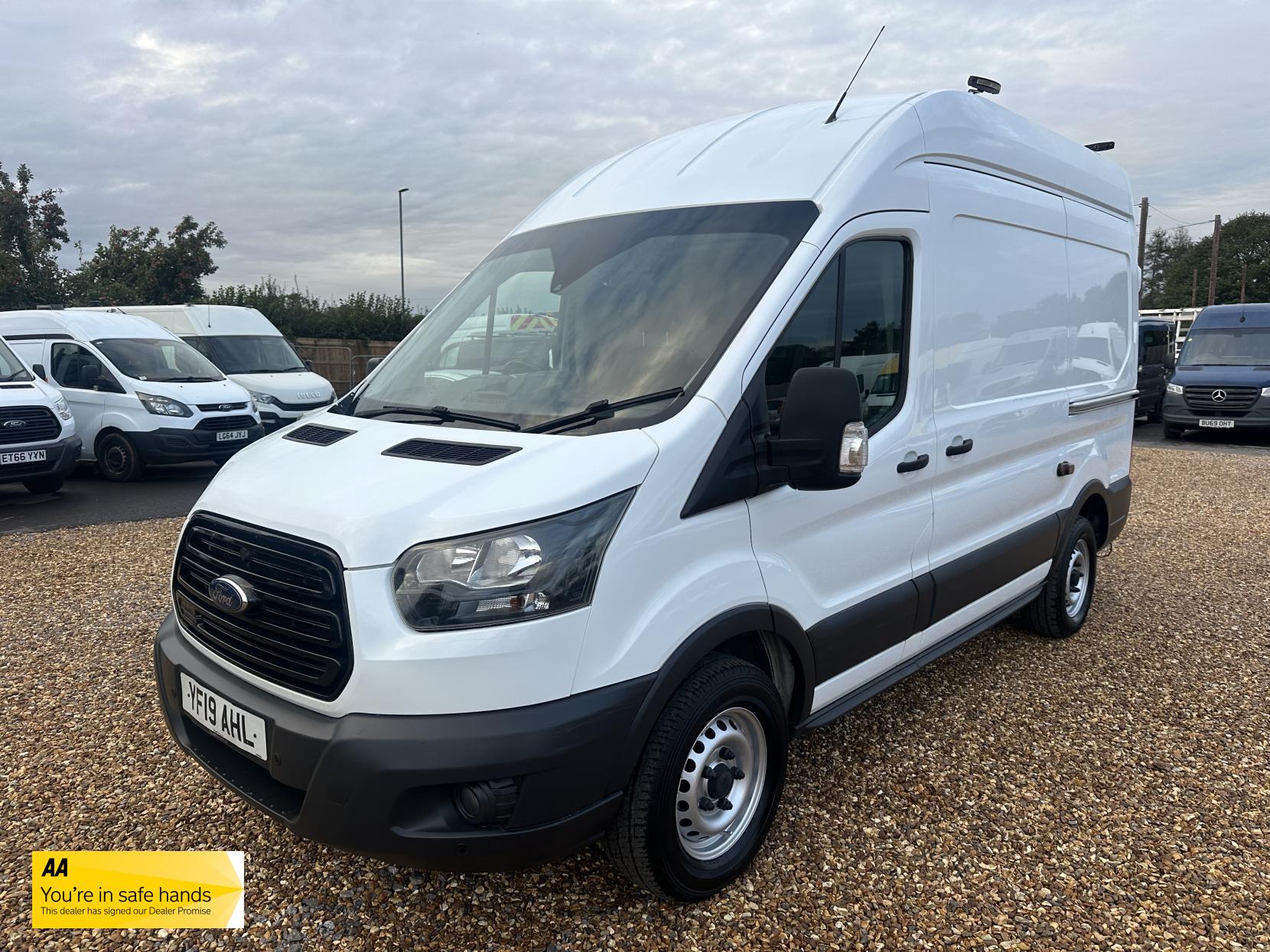 Ford Transit 2.0 350 EcoBlue Panel Van 5dr Diesel Manual RWD L2 H3 Euro 6 (130 ps)