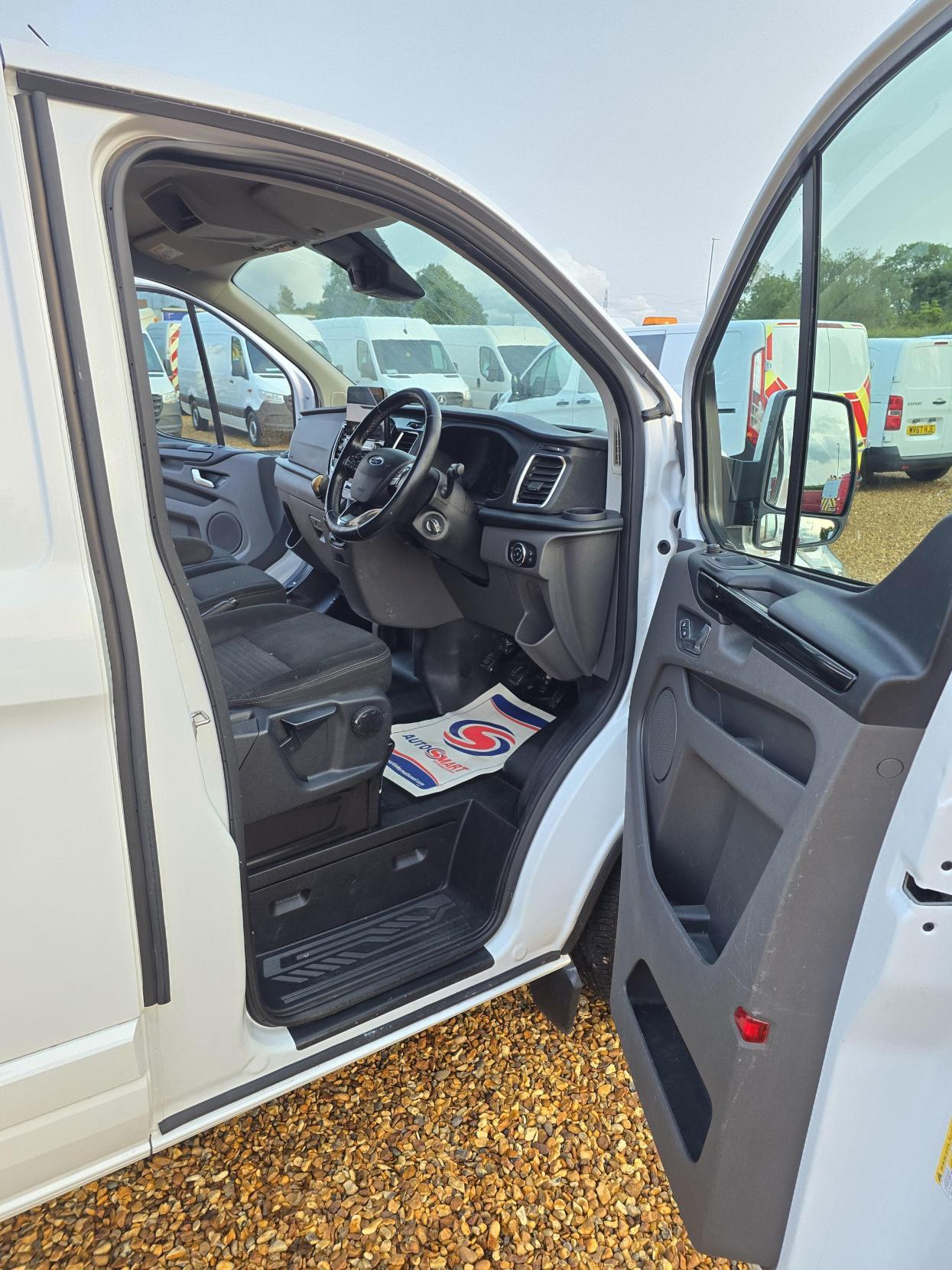Ford Transit Custom 2.0 300 EcoBlue Limited Panel Van 5dr Diesel Manual L1 H1 Euro 6 (s/s) (130 ps)