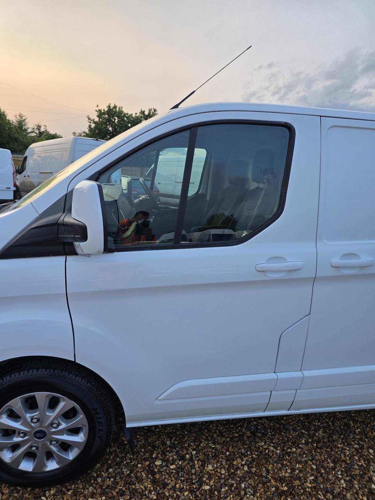 Ford Transit Custom 2.0 300 EcoBlue Limited Panel Van 5dr Diesel Manual L1 H1 Euro 6 (s/s) (130 ps)