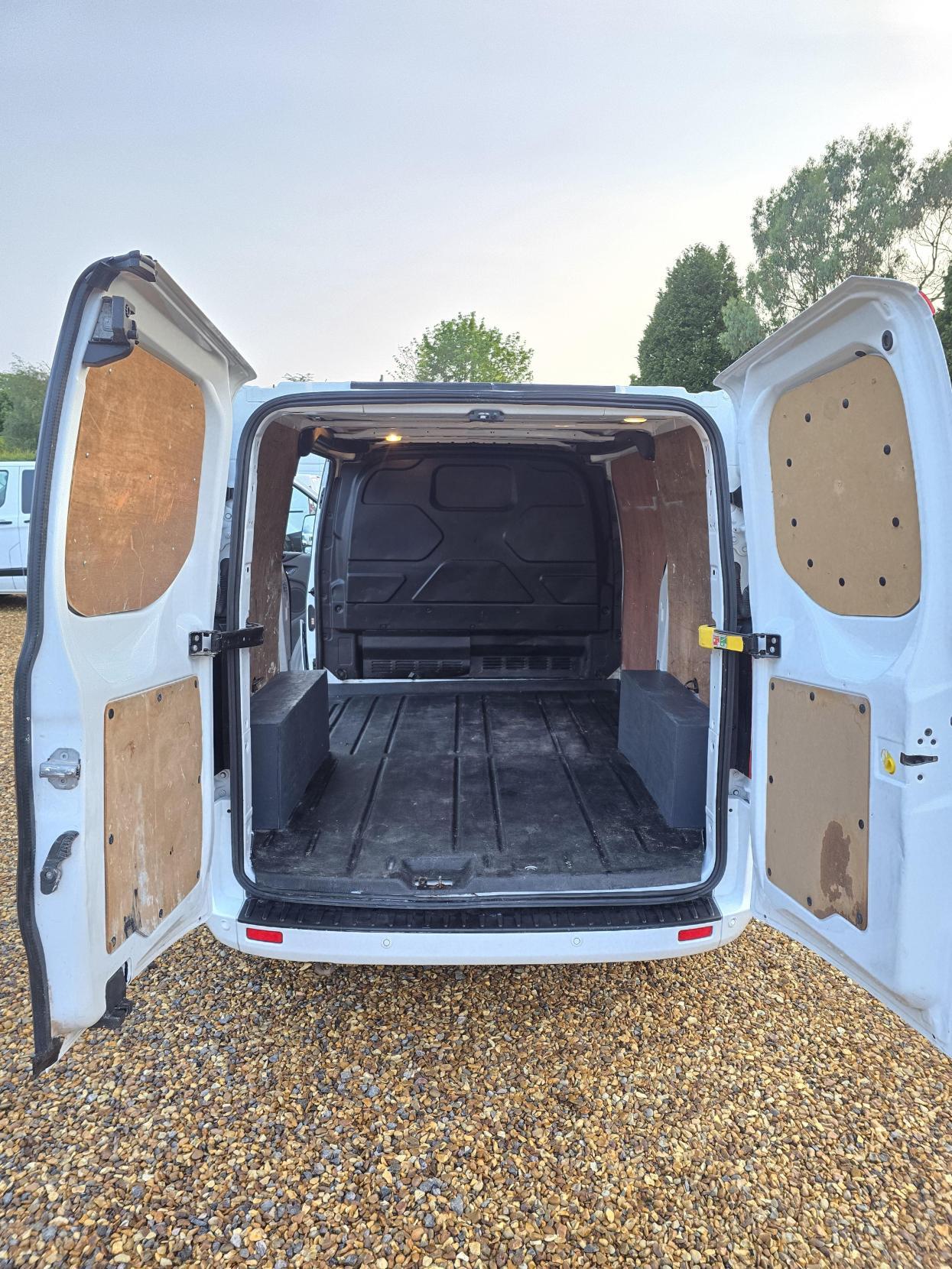Ford Transit Custom 2.0 300 EcoBlue Limited Panel Van 5dr Diesel Manual L1 H1 Euro 6 (s/s) (130 ps)