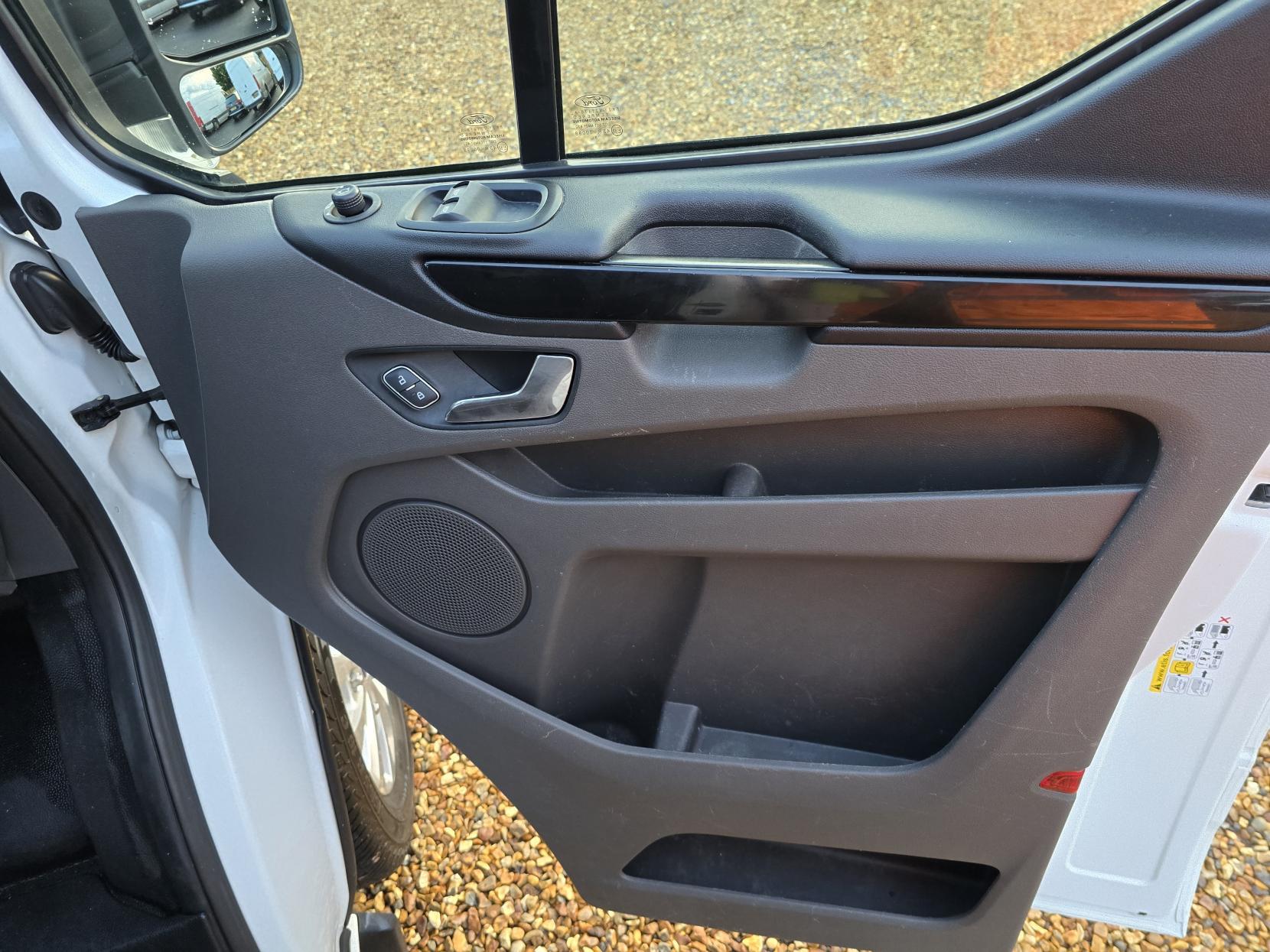 Ford Transit Custom 2.0 300 EcoBlue Limited Panel Van 5dr Diesel Manual L1 H1 Euro 6 (s/s) (130 ps)