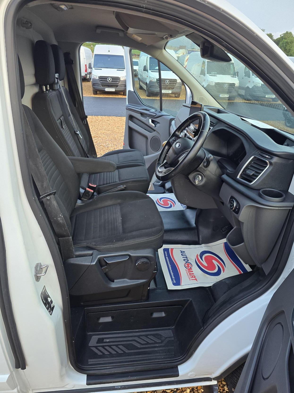 Ford Transit Custom 2.0 300 EcoBlue Limited Panel Van 5dr Diesel Manual L1 H1 Euro 6 (s/s) (130 ps)