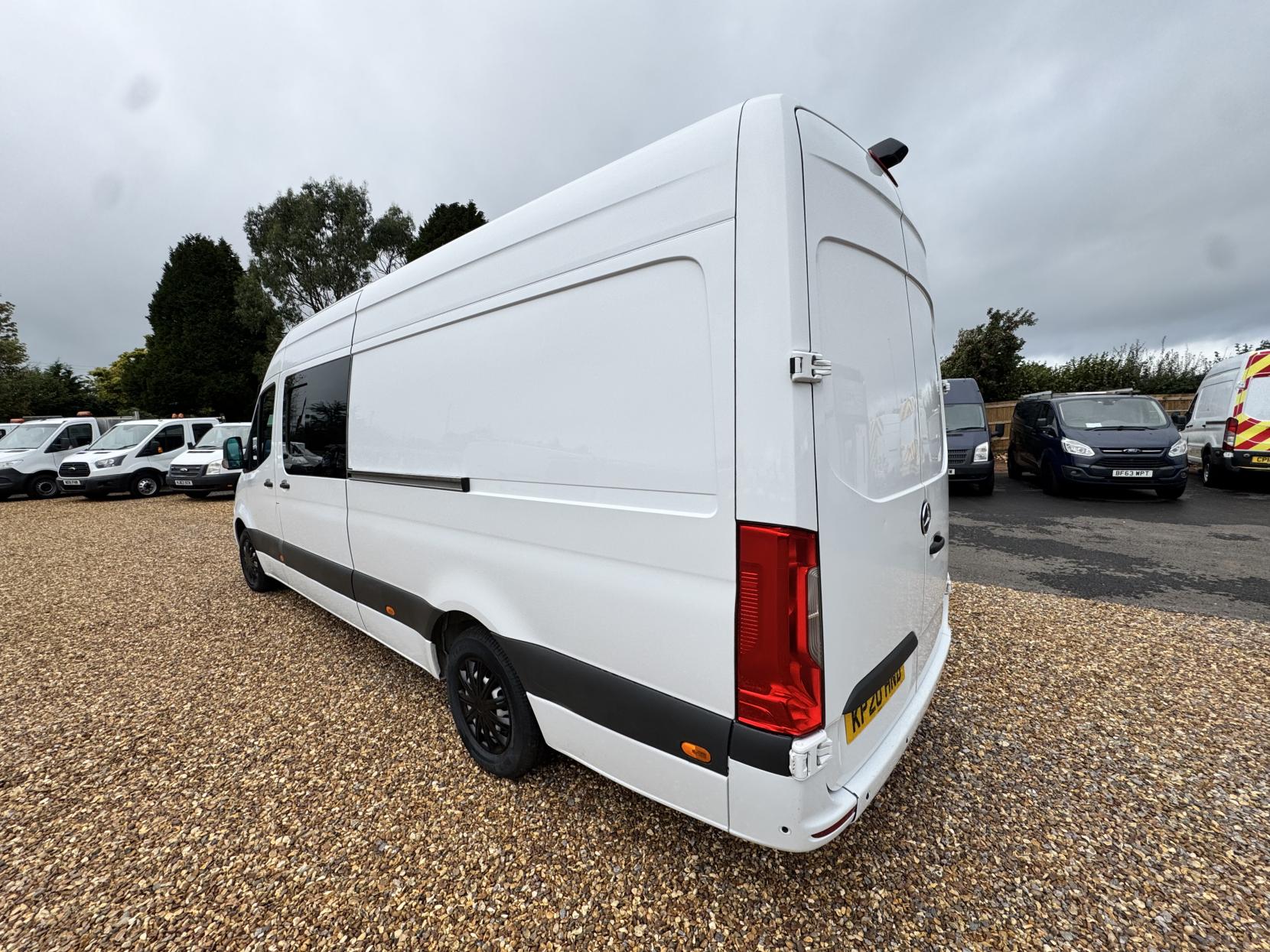 Mercedes-Benz Sprinter 2.1 316 CDI Panel Van 5dr Diesel Manual RWD L3 H2 Euro 6 (163 ps)