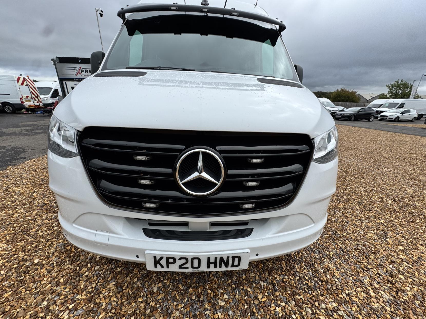 Mercedes-Benz Sprinter 2.1 316 CDI Panel Van 5dr Diesel Manual RWD L3 H2 Euro 6 (163 ps)