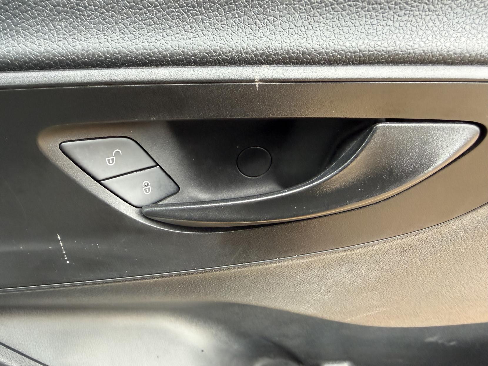 Mercedes-Benz Sprinter 2.1 316 CDI Chassis Cab 2dr Diesel Manual RWD L2 Euro 6 (163 ps)