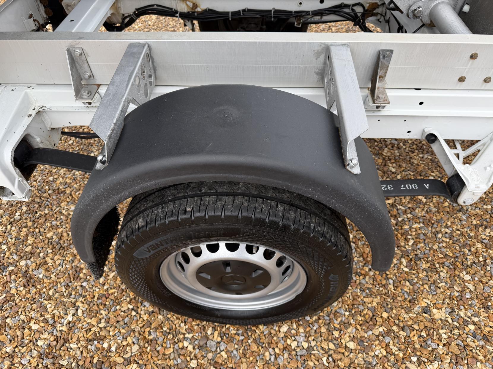 Mercedes-Benz Sprinter 2.1 316 CDI Chassis Cab 2dr Diesel Manual RWD L2 Euro 6 (163 ps)