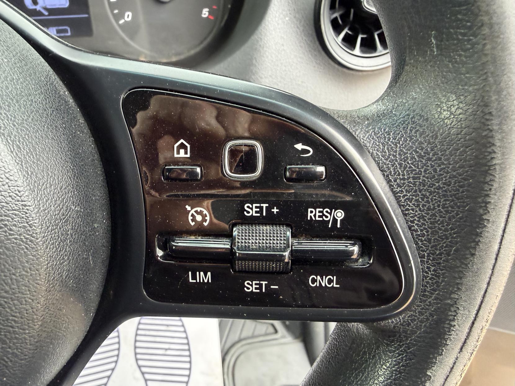 Mercedes-Benz Sprinter 2.1 316 CDI Chassis Cab 2dr Diesel Manual RWD L2 Euro 6 (163 ps)