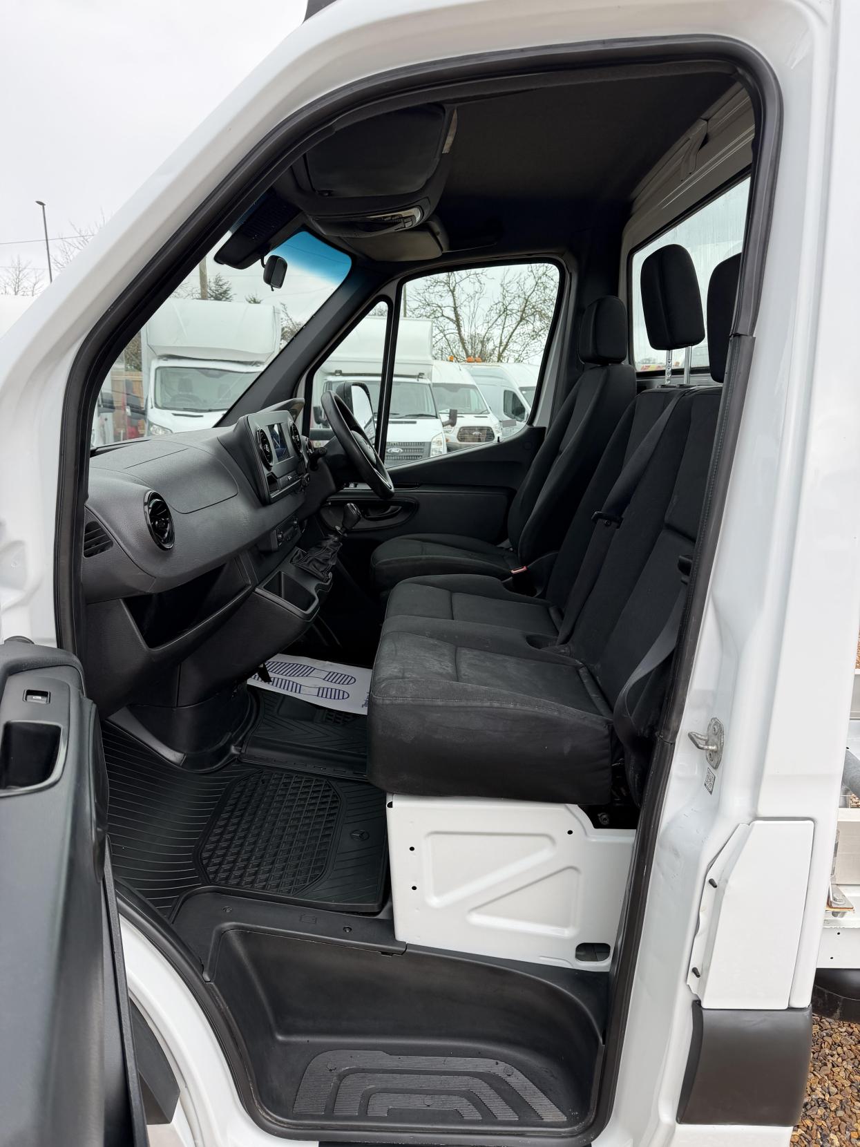 Mercedes-Benz Sprinter 2.1 316 CDI Chassis Cab 2dr Diesel Manual RWD L2 Euro 6 (163 ps)