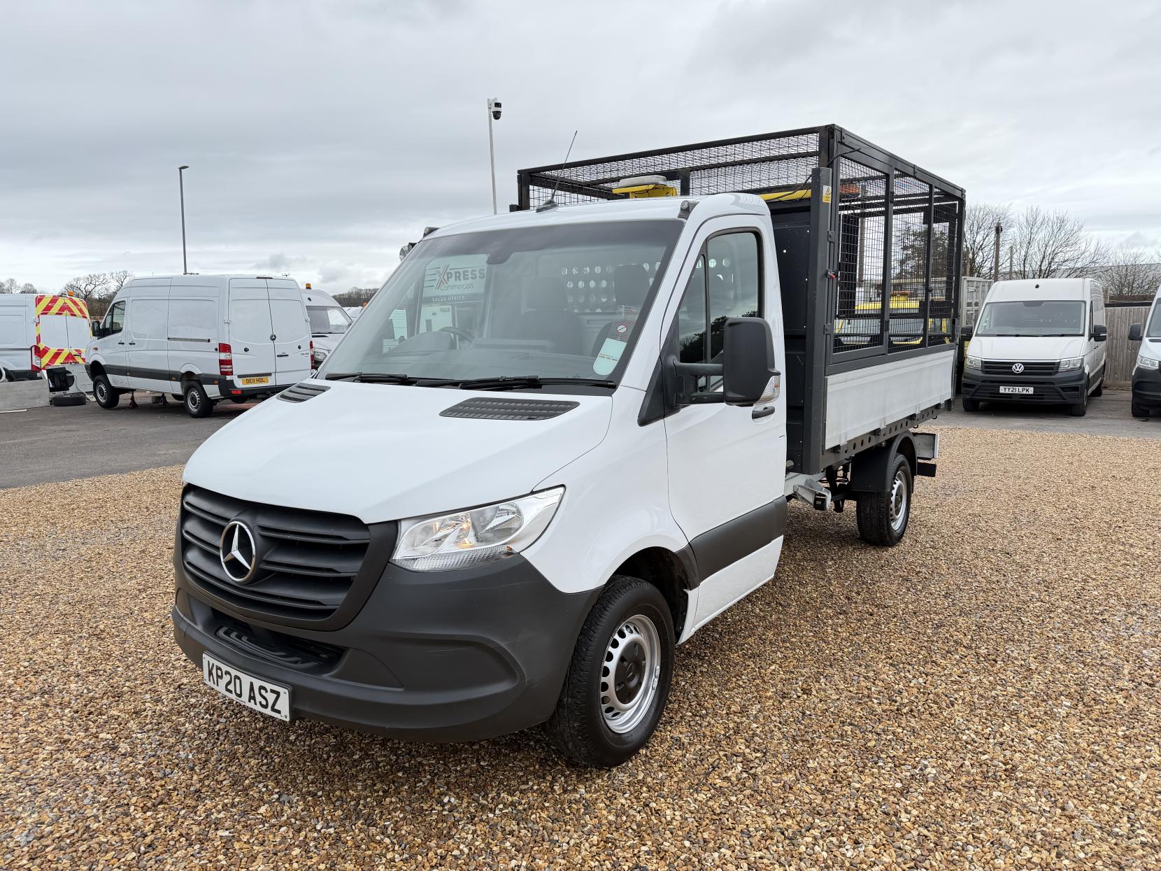 Mercedes-Benz Sprinter 2.1 316 CDI Chassis Cab 2dr Diesel Manual RWD L2 Euro 6 (163 ps)