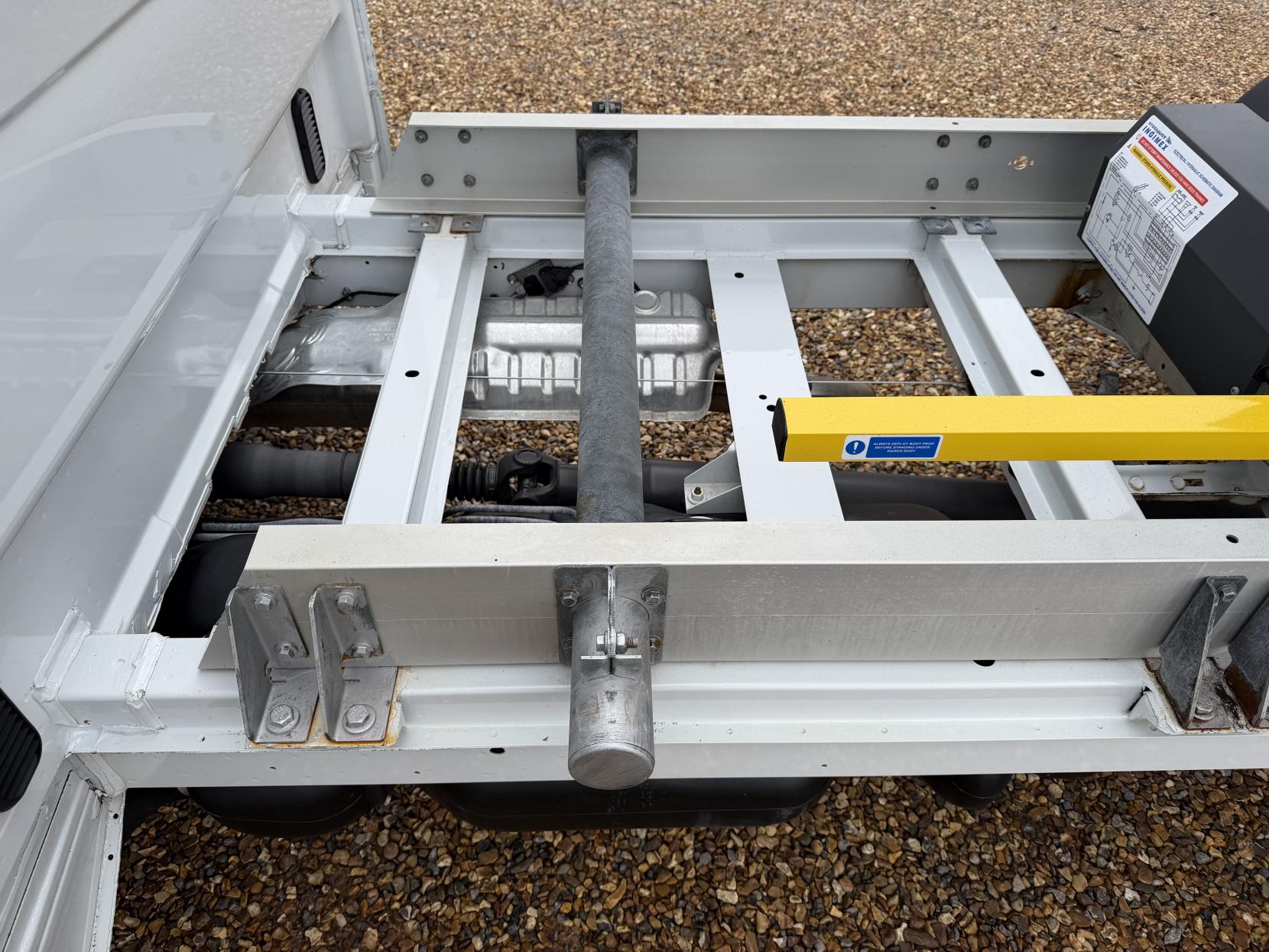 Mercedes-Benz Sprinter 2.1 316 CDI Chassis Cab 2dr Diesel Manual RWD L2 Euro 6 (163 ps)