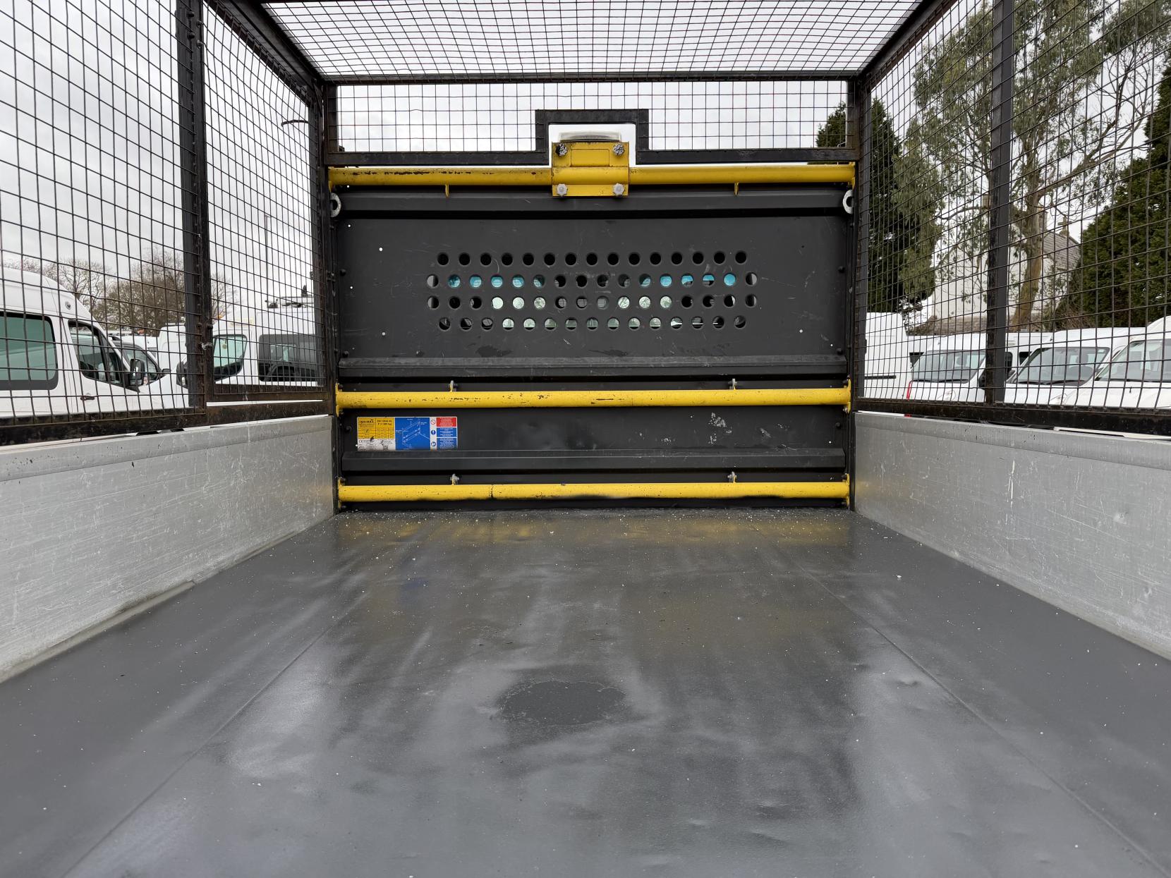 Mercedes-Benz Sprinter 2.1 316 CDI Chassis Cab 2dr Diesel Manual RWD L2 Euro 6 (163 ps)