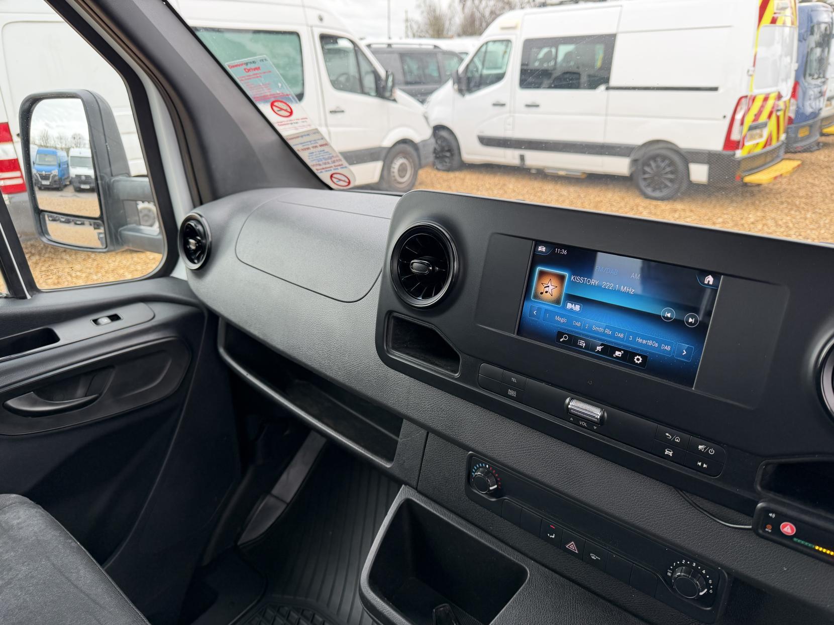 Mercedes-Benz Sprinter 2.1 316 CDI Chassis Cab 2dr Diesel Manual RWD L2 Euro 6 (163 ps)