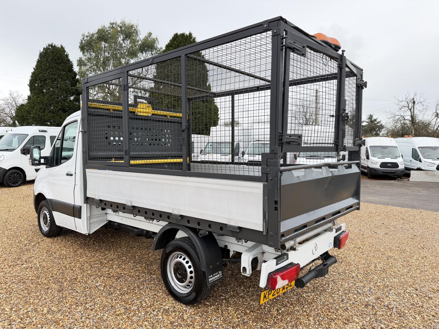 Mercedes-Benz Sprinter 2.1 316 CDI Chassis Cab 2dr Diesel Manual RWD L2 Euro 6 (163 ps)