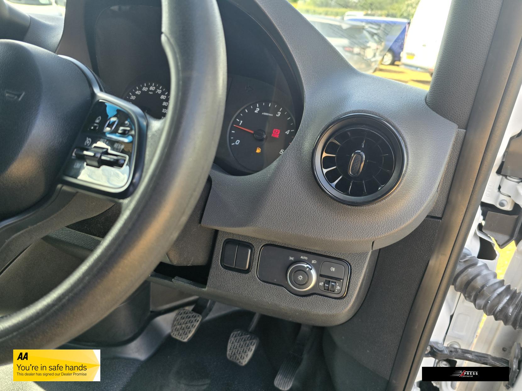 Mercedes-Benz Sprinter Sprinter 2.1 311 CDI Panel Van 5dr Diesel Manual RWD L3 H2 Euro 6 (114 ps)