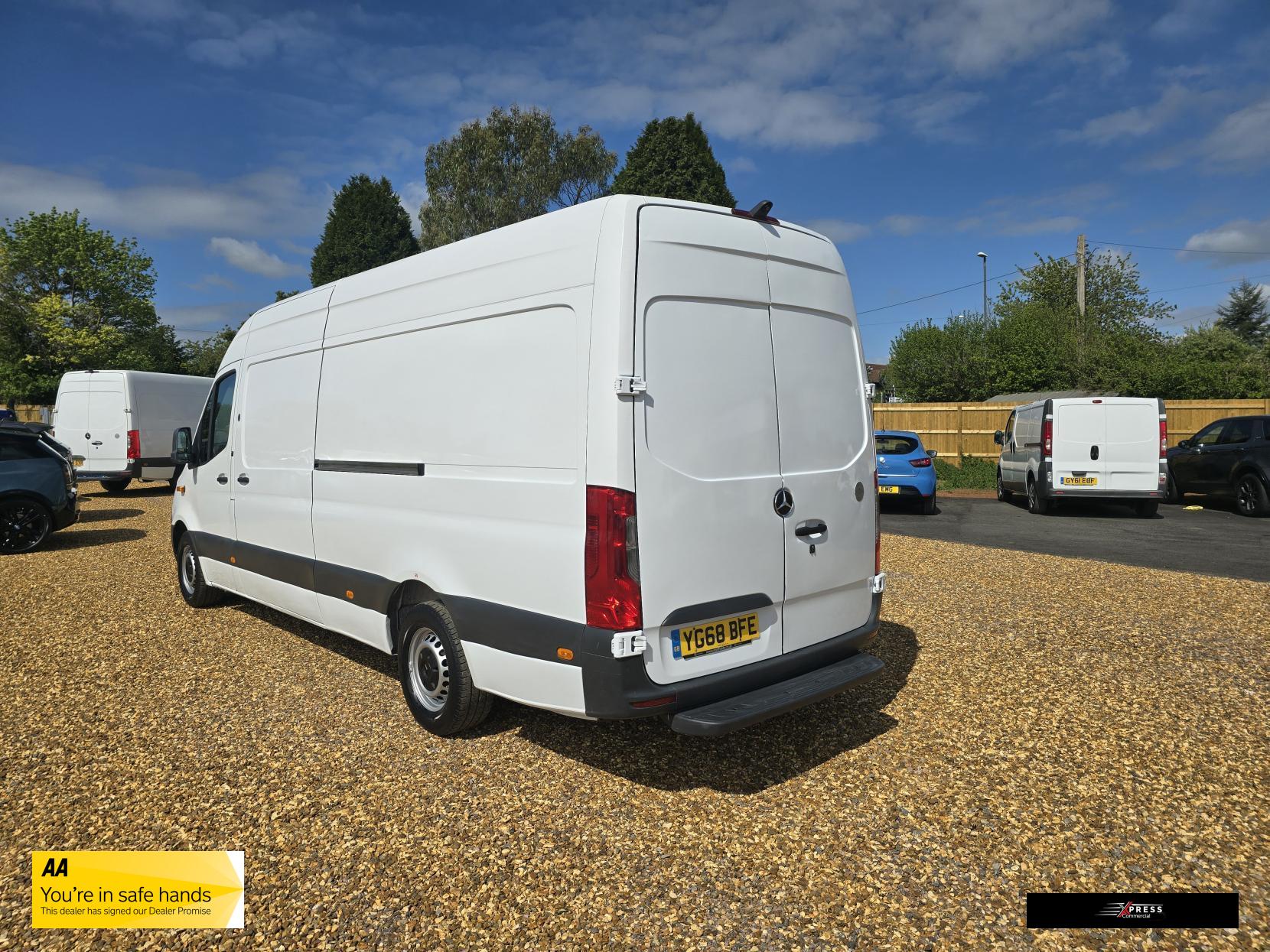 Mercedes-Benz Sprinter Sprinter 2.1 311 CDI Panel Van 5dr Diesel Manual RWD L3 H2 Euro 6 (114 ps)