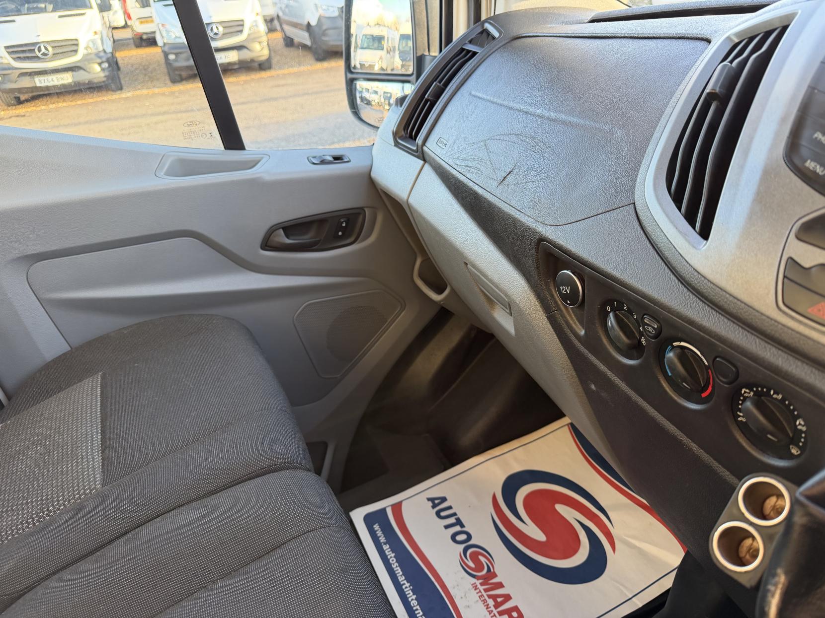 Ford Transit 2.0 350 EcoBlue Panel Van 5dr Diesel Manual RWD L2 H3 Euro 6 (170 ps)