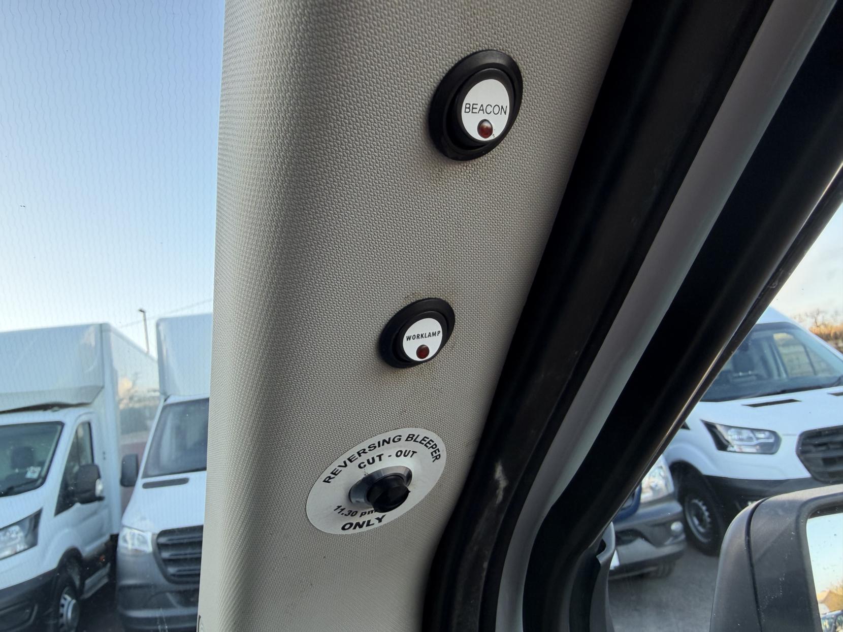 Ford Transit 2.0 350 EcoBlue Panel Van 5dr Diesel Manual RWD L2 H3 Euro 6 (170 ps)