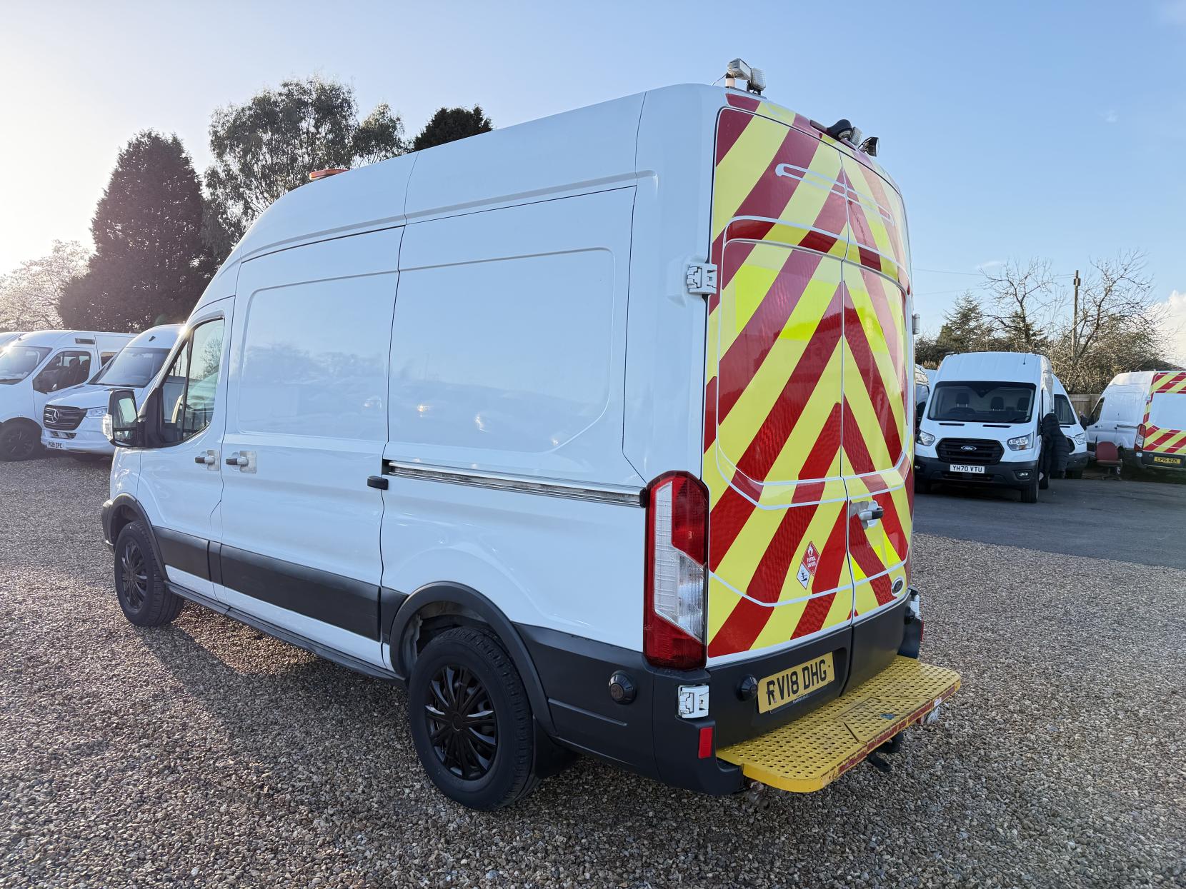 Ford Transit 2.0 350 EcoBlue Panel Van 5dr Diesel Manual RWD L2 H3 Euro 6 (170 ps)