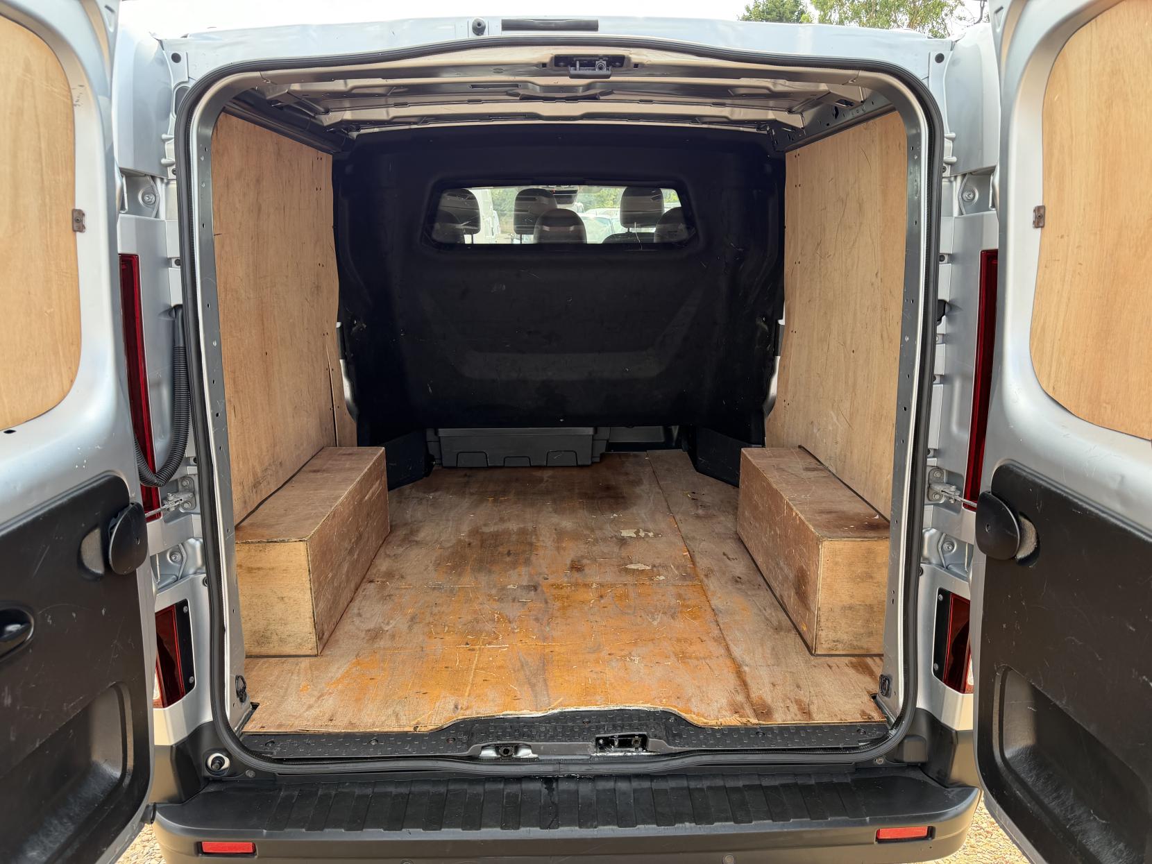 2023 Nissan Primastar 2.0 dCi 30 Tekna Crew Van Double Cab 6dr Diesel Manual L2 H1 Euro 6 (s/s) (110 ps) - Thumbnail 5