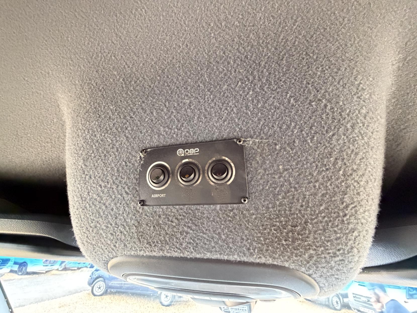 Mercedes-Benz Sprinter 2.1 316 CDI Panel Van 5dr Diesel Manual RWD L2 H2 Euro 6 (163 ps)