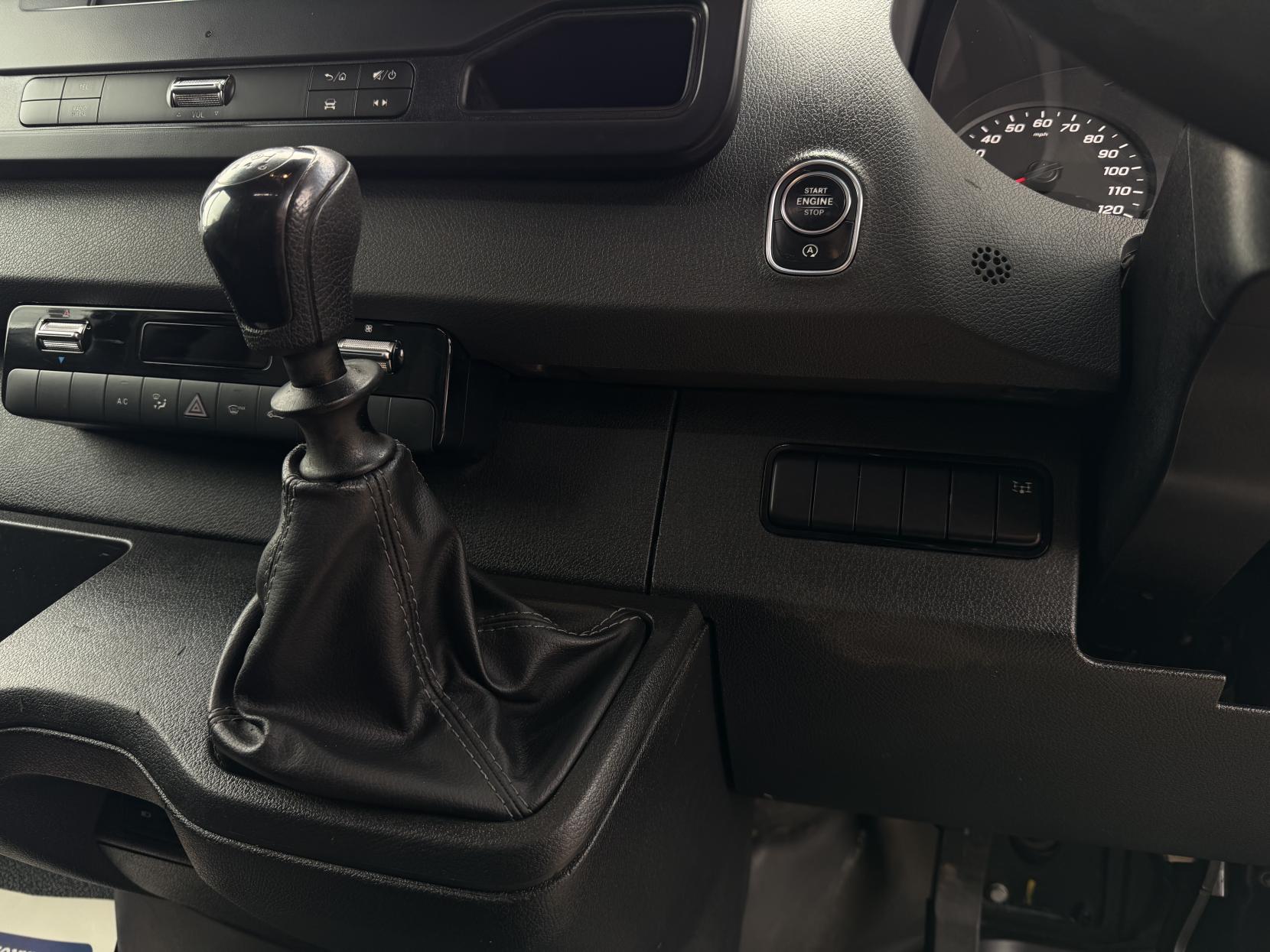 Mercedes-Benz Sprinter 2.1 316 CDI Panel Van 5dr Diesel Manual RWD L2 H2 Euro 6 (163 ps)