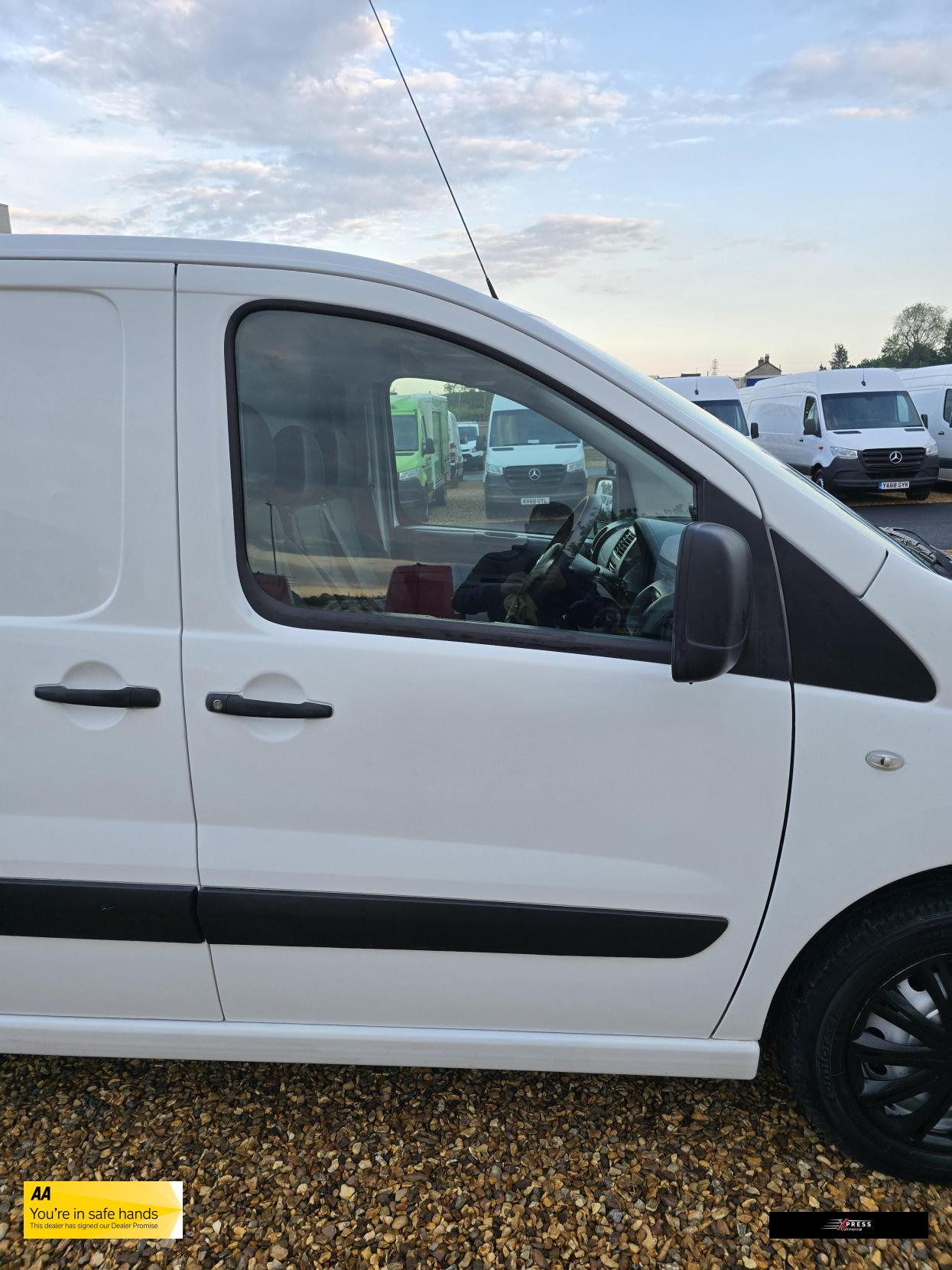 Citroen Dispatch Dispatch 1.6 1200 HDi Panel Van 5dr Diesel Manual L1 H1 (182 g/km, 90 bhp)