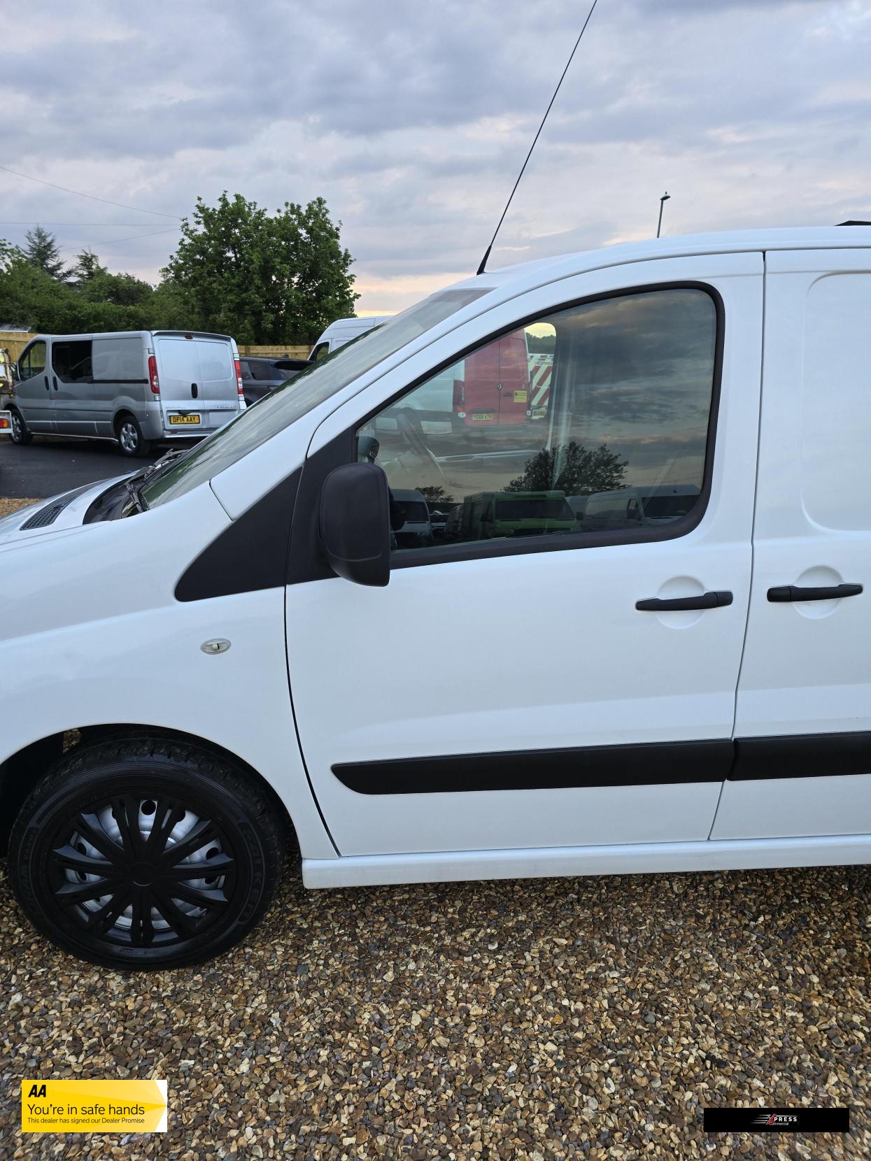 Citroen Dispatch Dispatch 1.6 1200 HDi Panel Van 5dr Diesel Manual L1 H1 (182 g/km, 90 bhp)