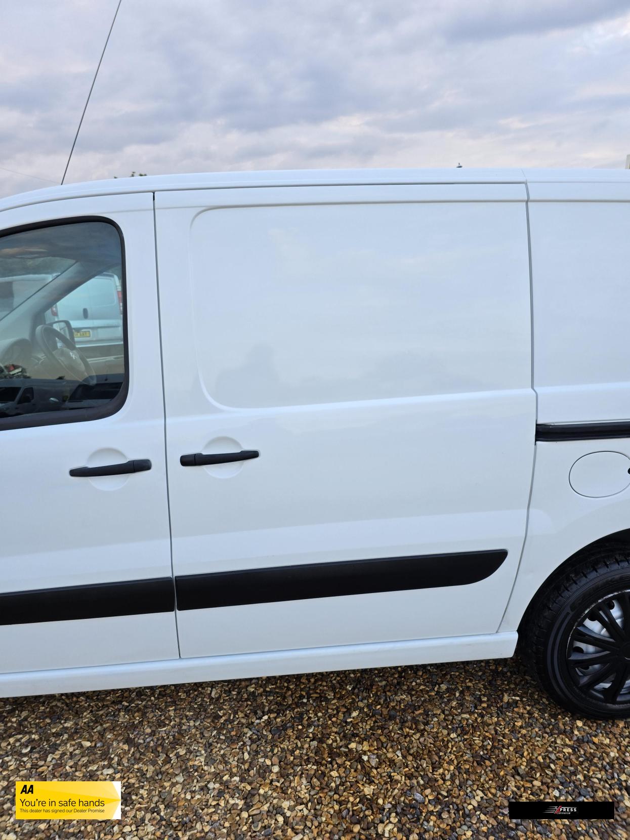 Citroen Dispatch Dispatch 1.6 1200 HDi Panel Van 5dr Diesel Manual L1 H1 (182 g/km, 90 bhp)