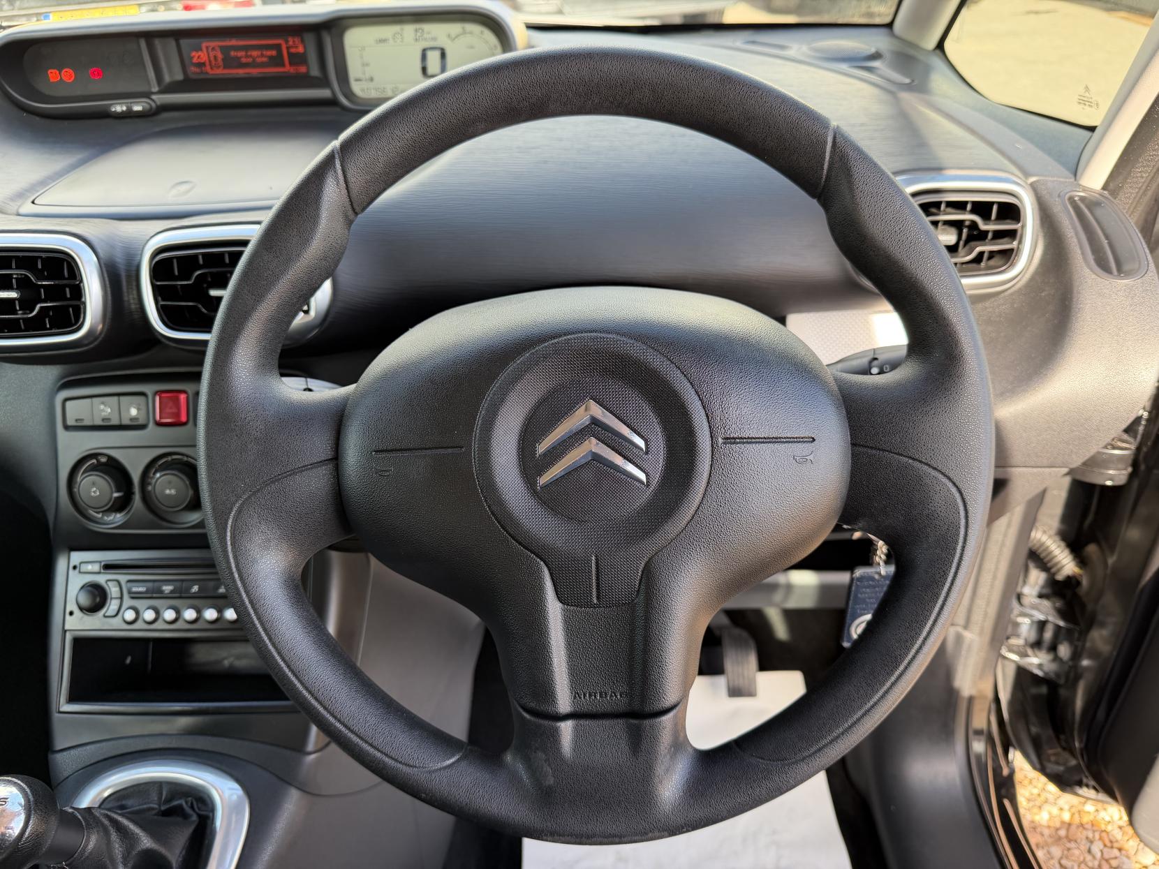 2010 Citroen C3 Picasso 1.6 HDi Airdream + MPV 5dr Diesel Manual Euro 5 (90 ps) - Thumbnail 17