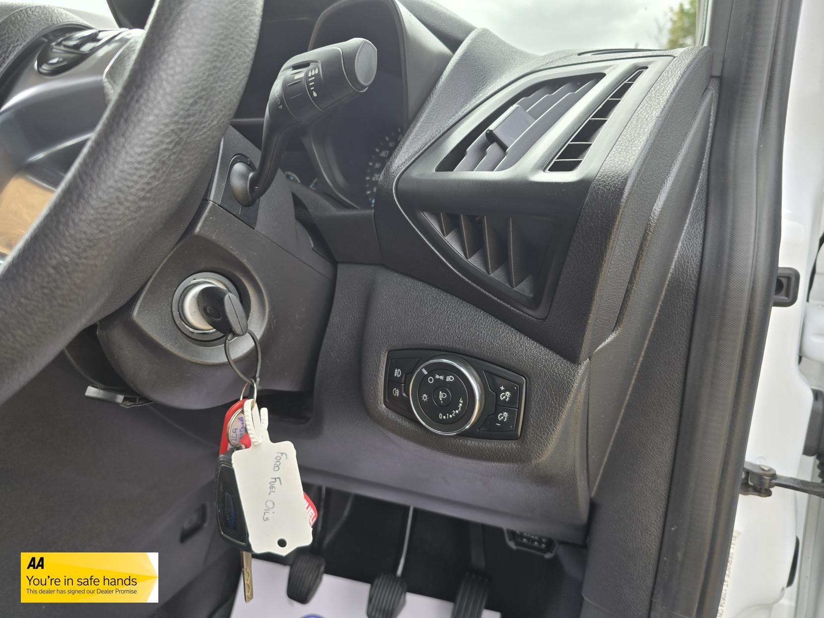 Ford Transit Connect 1.5 TDCi 210 Trend Panel Van 5dr Diesel Manual L2 H1 (124 g/km, 99 bhp)
