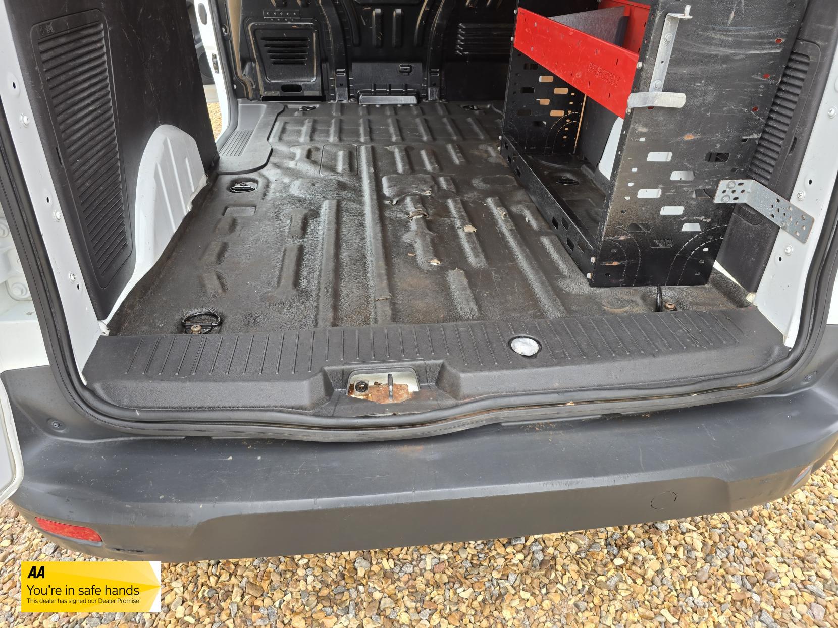 Ford Transit Connect 1.5 TDCi 210 Trend Panel Van 5dr Diesel Manual L2 H1 (124 g/km, 99 bhp)