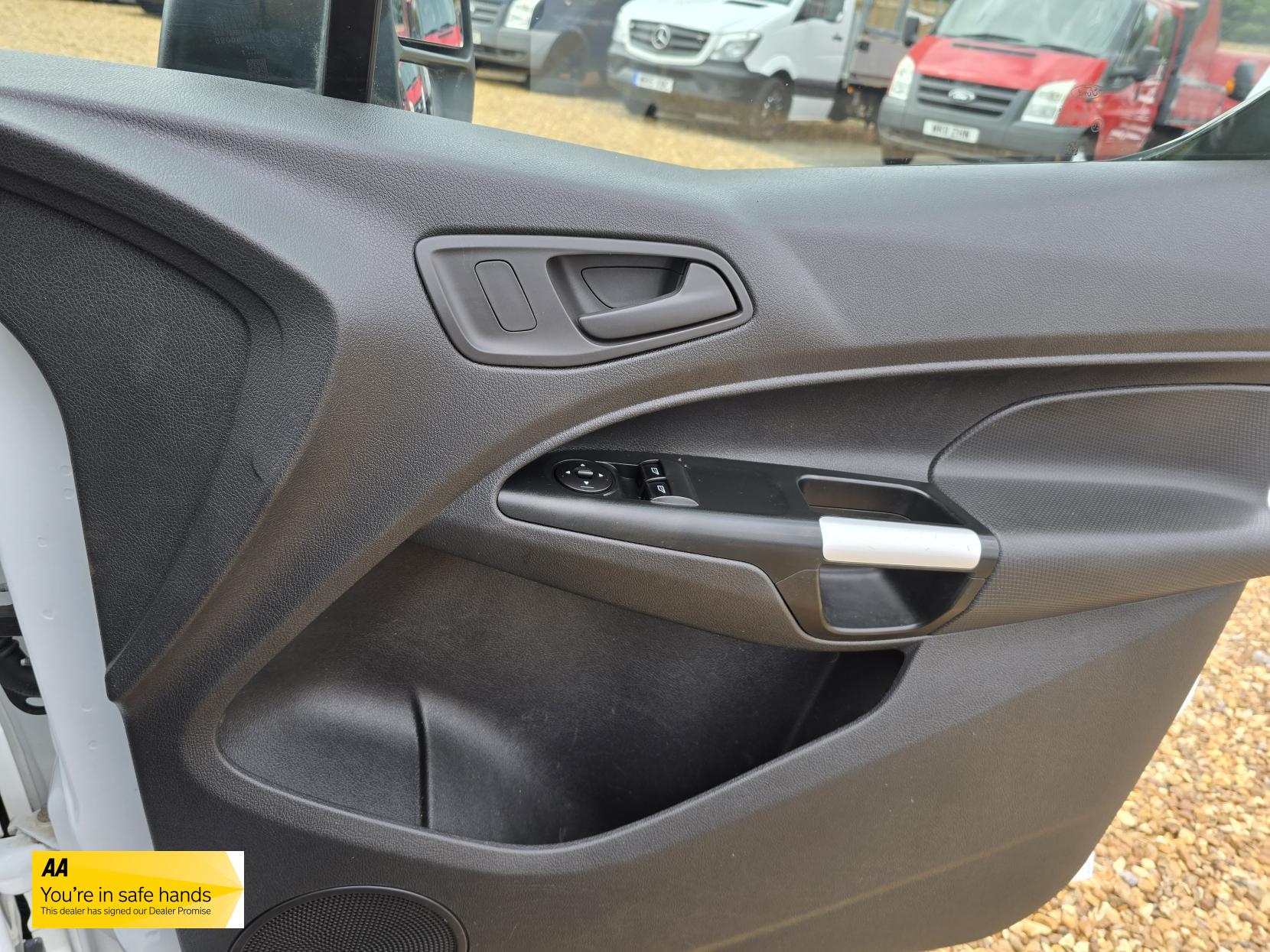 Ford Transit Connect 1.5 TDCi 210 Trend Panel Van 5dr Diesel Manual L2 H1 (124 g/km, 99 bhp)