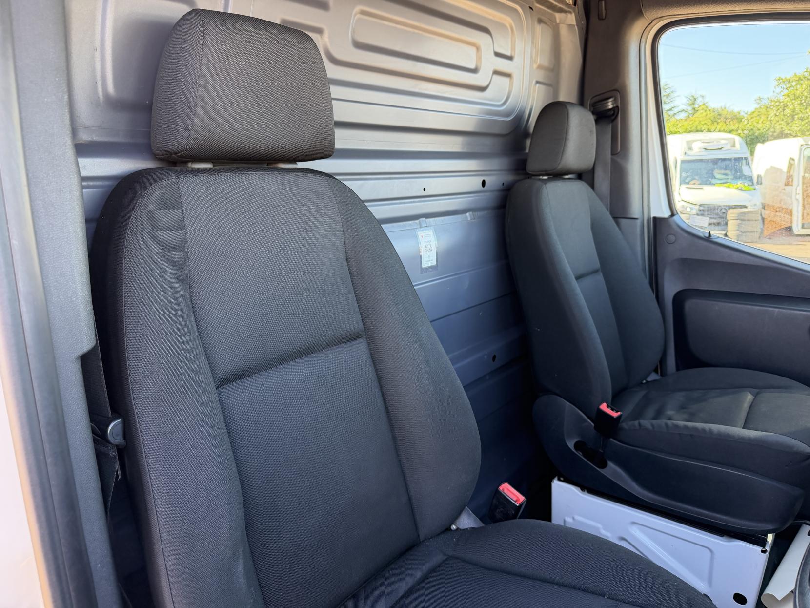 2019 Mercedes-Benz Sprinter 2.1 311 CDI Panel Van 5dr Diesel Manual RWD L3 H2 Euro 6 (114 ps) - Thumbnail 15