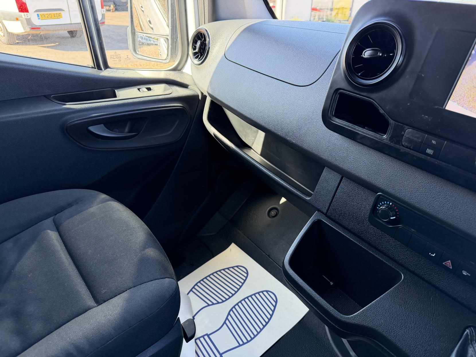 2019 Mercedes-Benz Sprinter 2.1 311 CDI Panel Van 5dr Diesel Manual RWD L3 H2 Euro 6 (114 ps) - Thumbnail 46