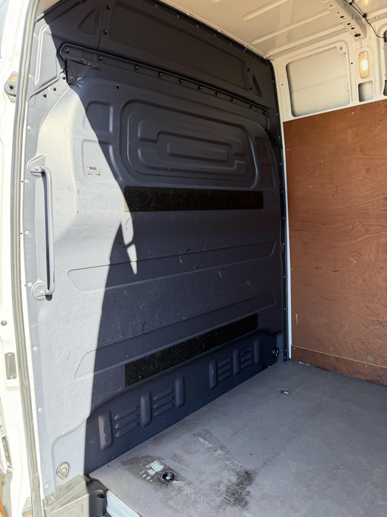2019 Mercedes-Benz Sprinter 2.1 311 CDI Panel Van 5dr Diesel Manual RWD L3 H2 Euro 6 (114 ps) - Thumbnail 21