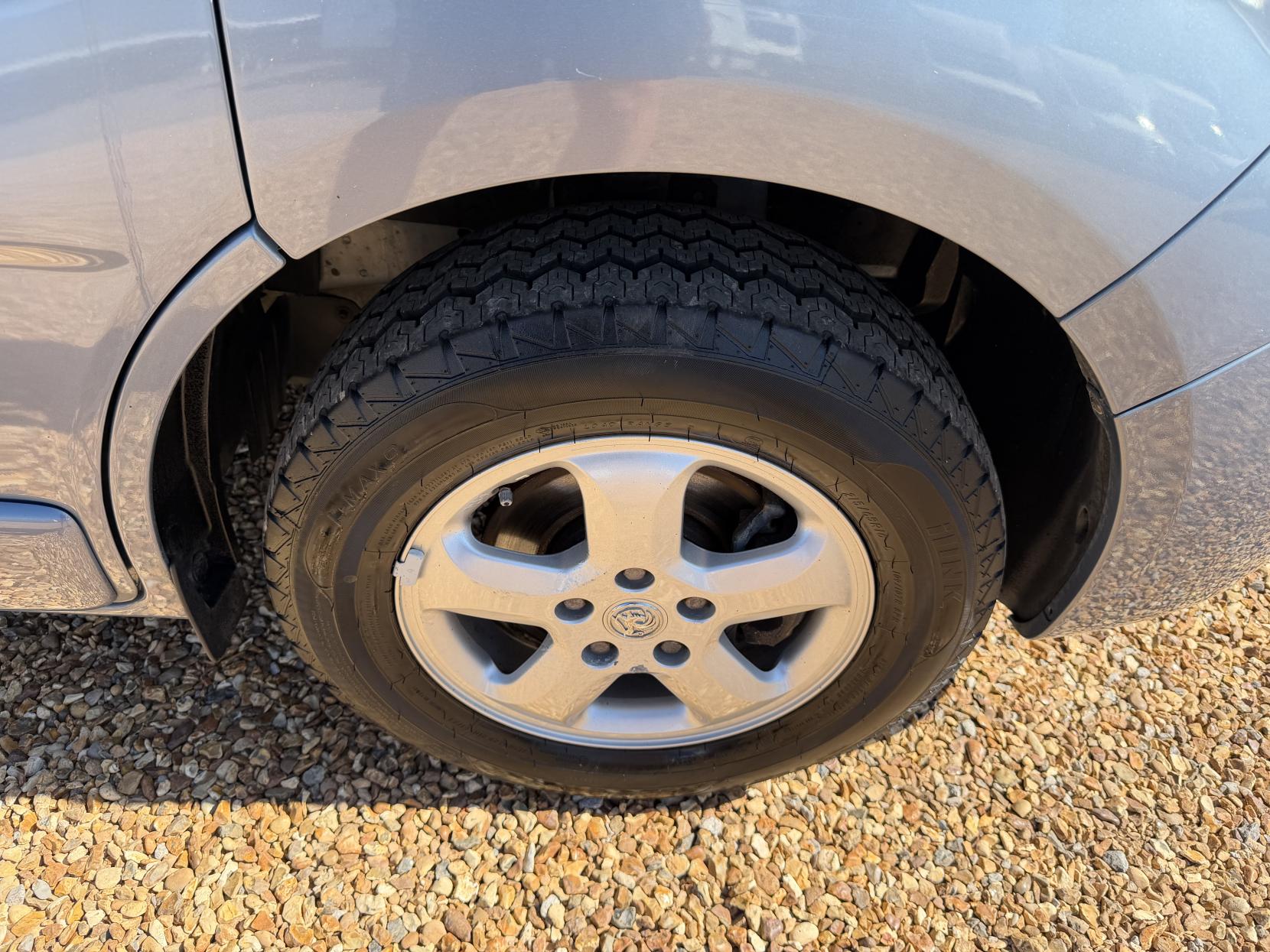 2011 Vauxhall Vivaro 2.0 CDTi Sportive Panel Van 4dr Diesel Manual FWD L1 (195 g/km, 113 bhp) - Thumbnail 52