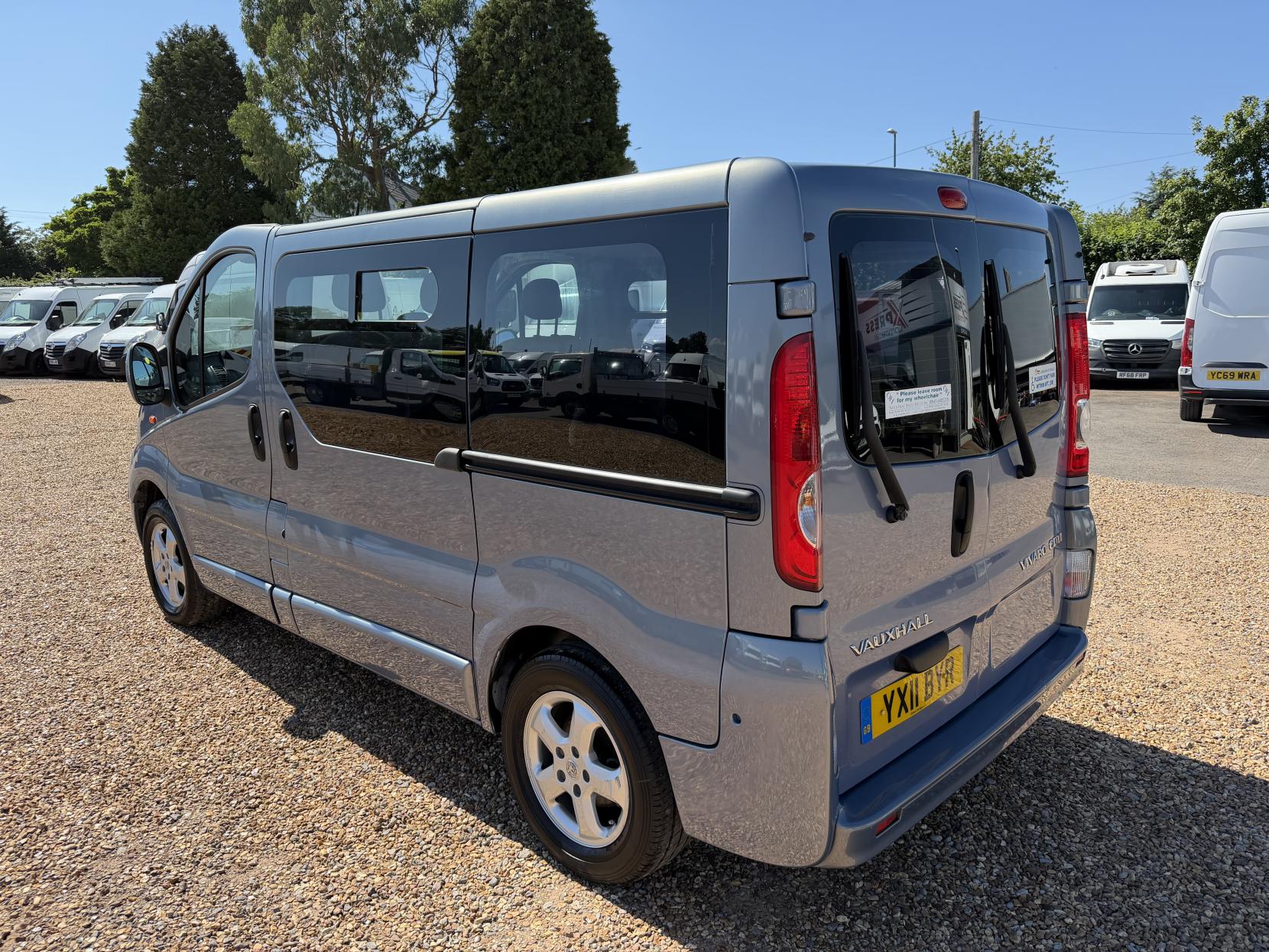 2011 Vauxhall Vivaro 2.0 CDTi Sportive Panel Van 4dr Diesel Manual FWD L1 (195 g/km, 113 bhp) - Thumbnail 9